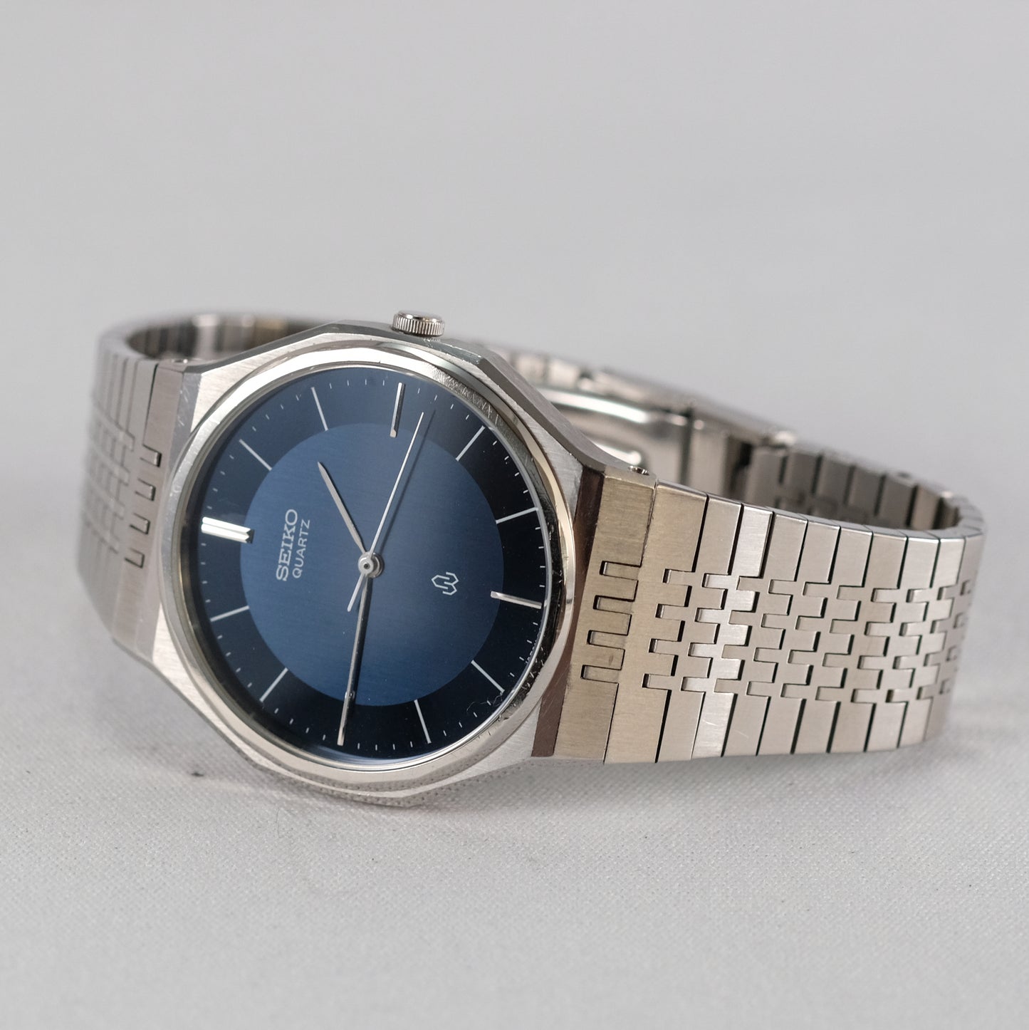 1980 Seiko Quartz 5931-7010
