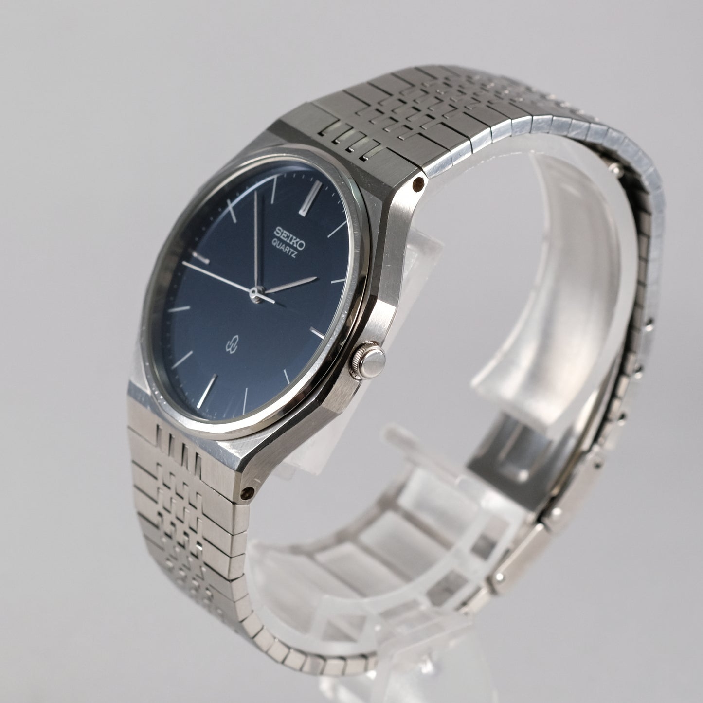 1980 Seiko Quartz 5931-7010