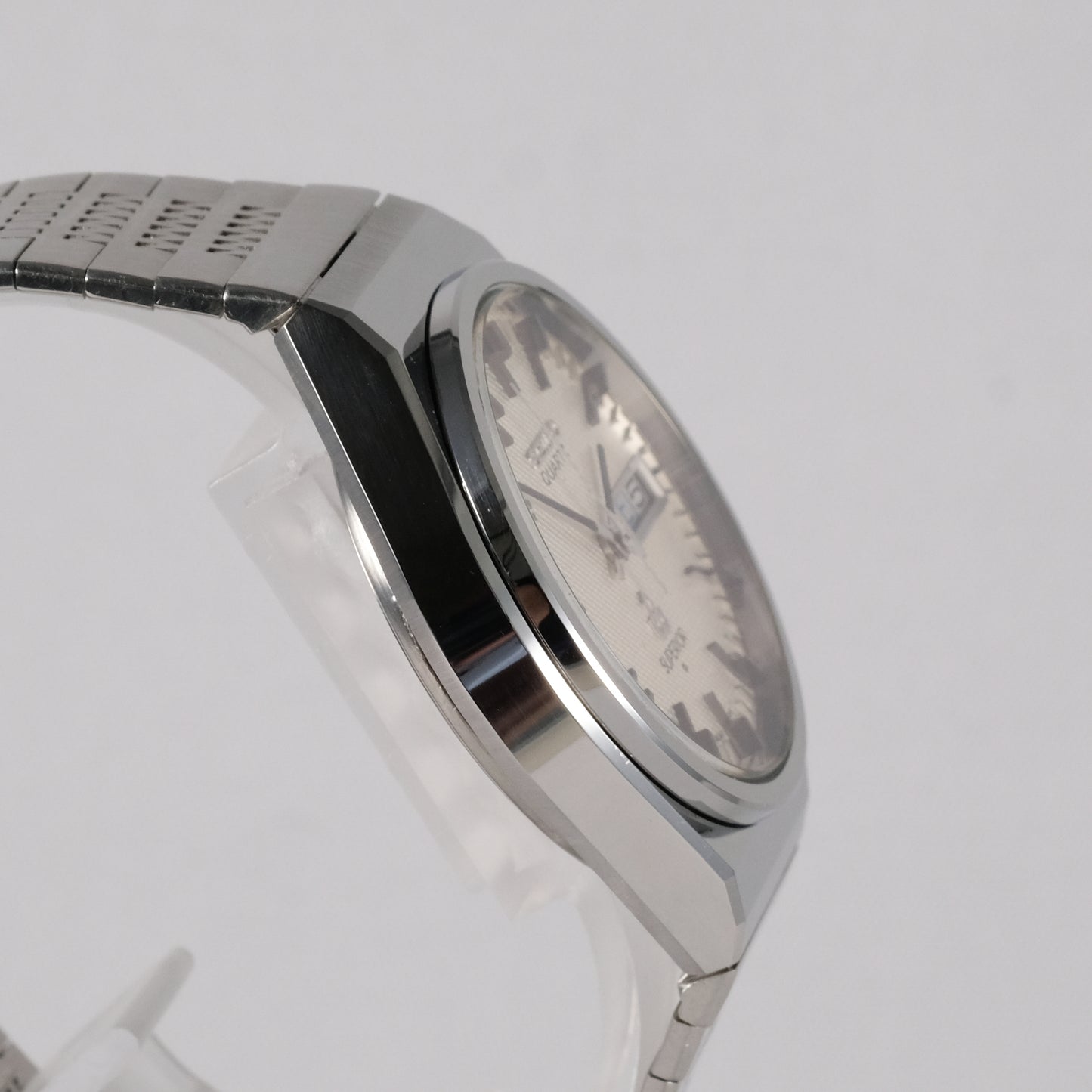 1977 Seiko Superior 4883-8100