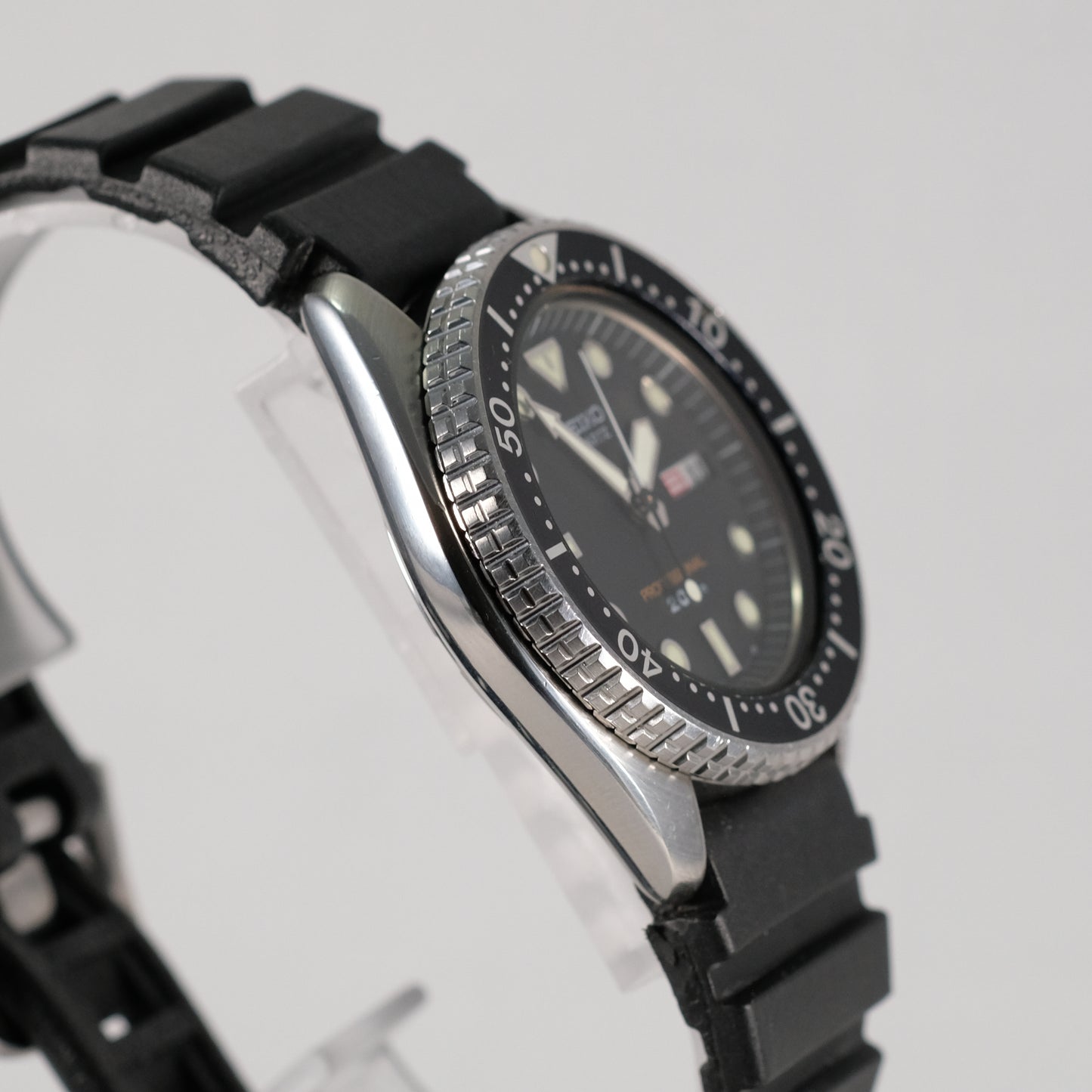 1985 Seiko Quartz Professional 200m Diver 6458-6020