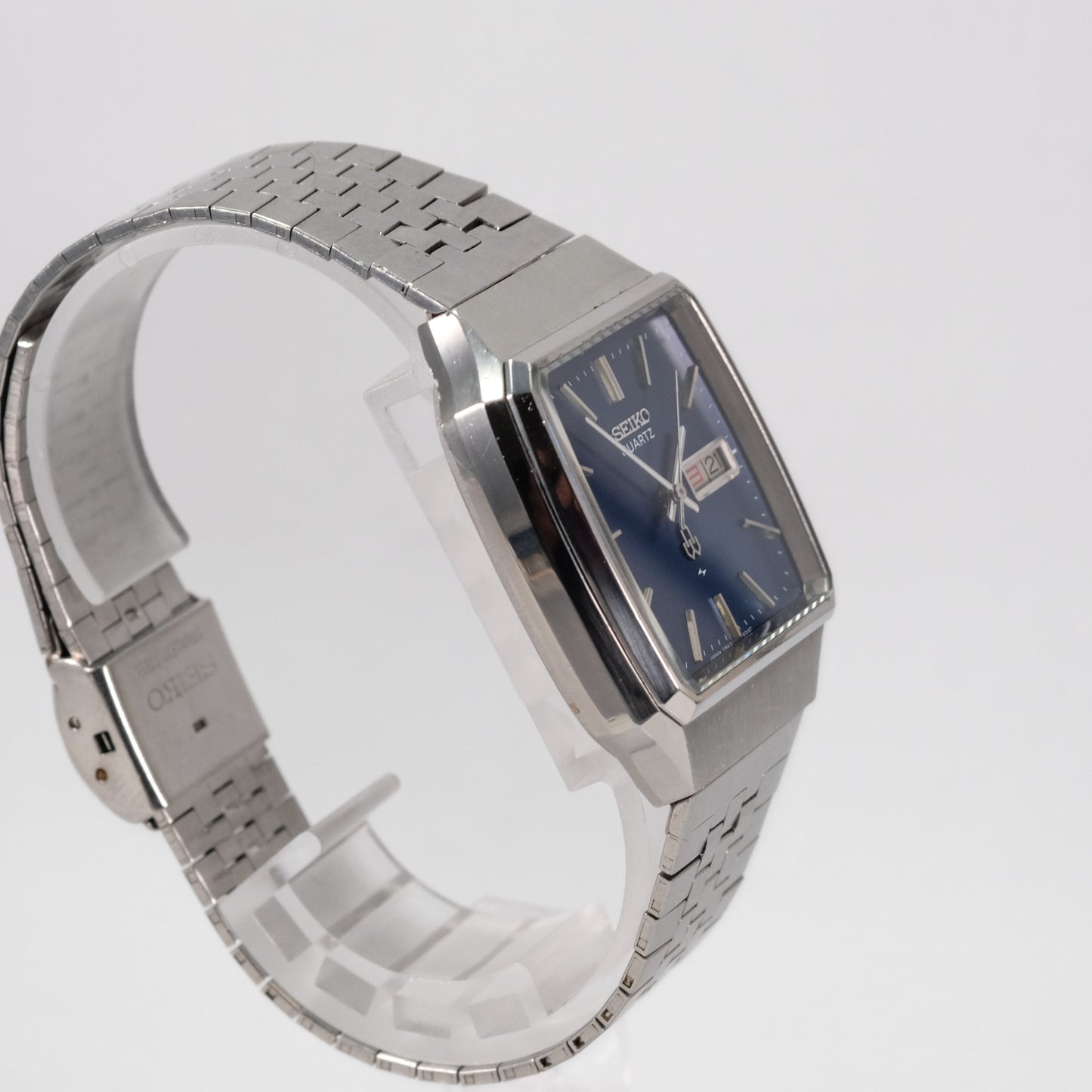 1975 Seiko Quartz 0843-5010