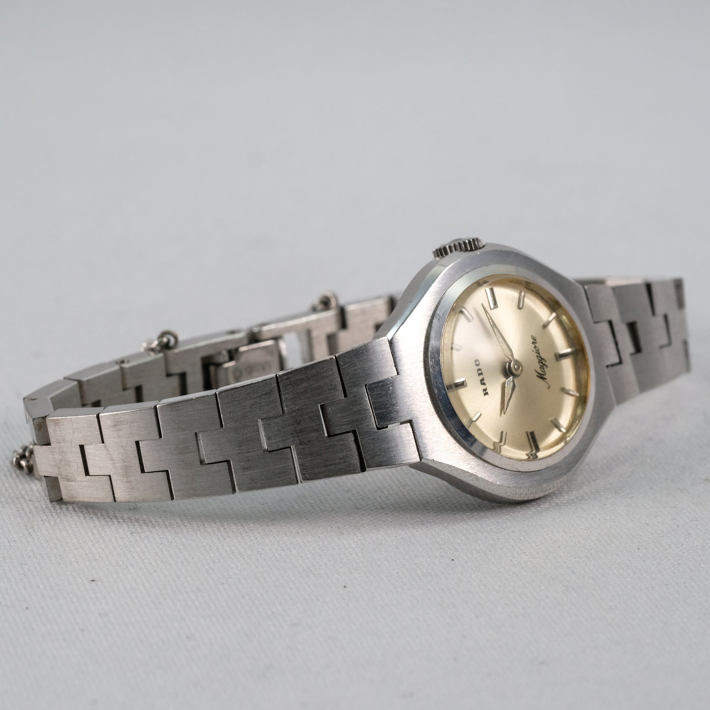 Vintage Rado Maggiore ladies hand winding watch