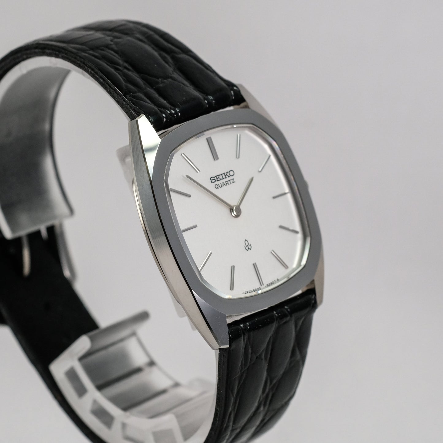 1980 Seiko Dolce 6020-5250
