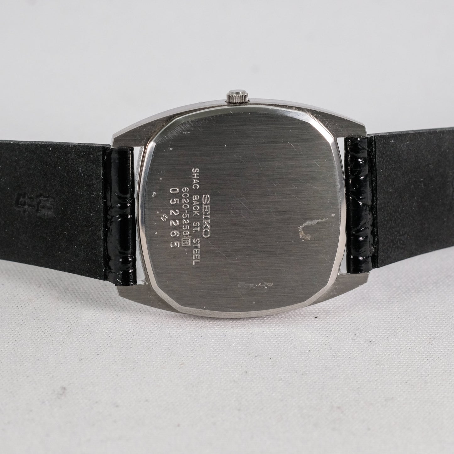 1980 Seiko Dolce 6020-5250