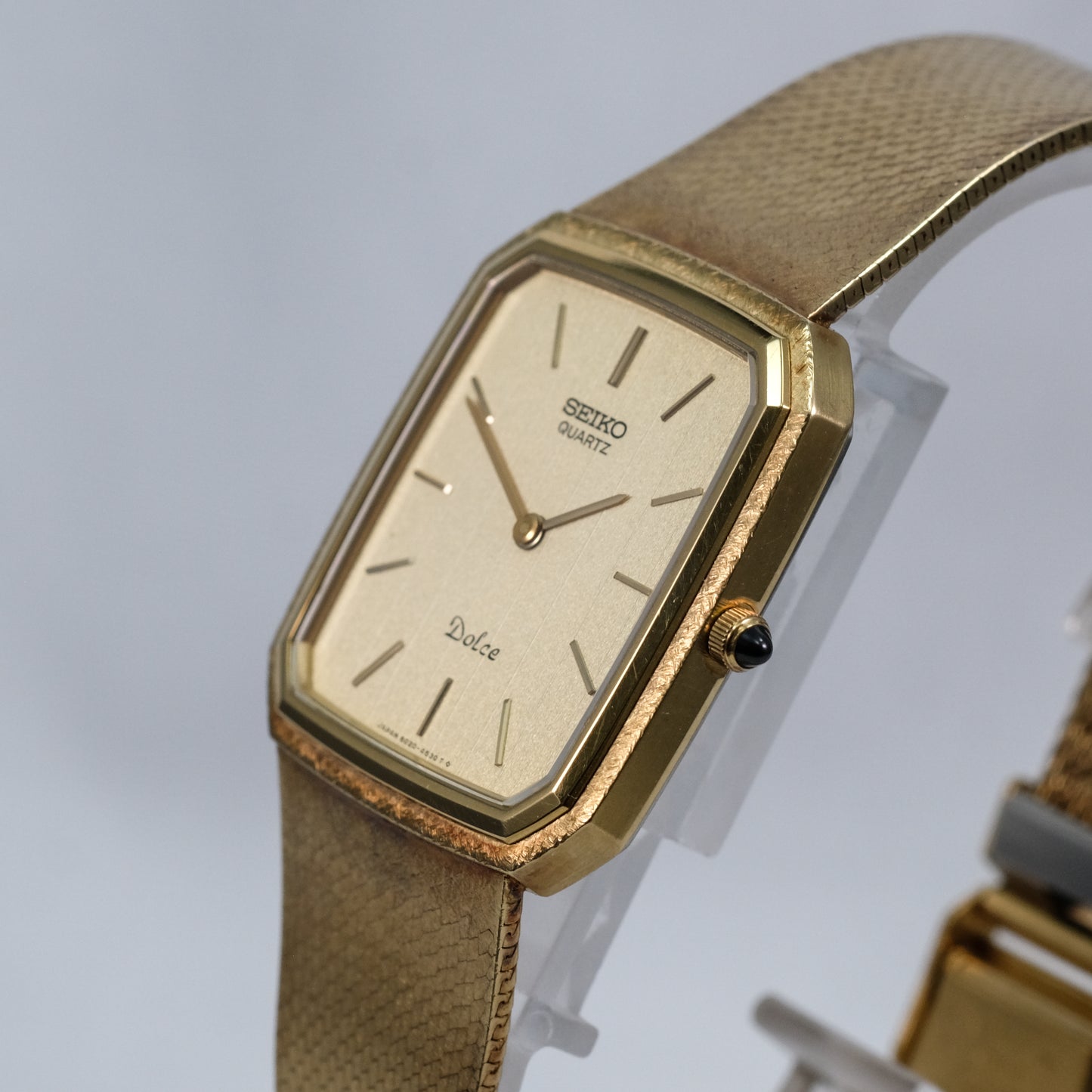 1981 Seiko Dolce 6020-4060