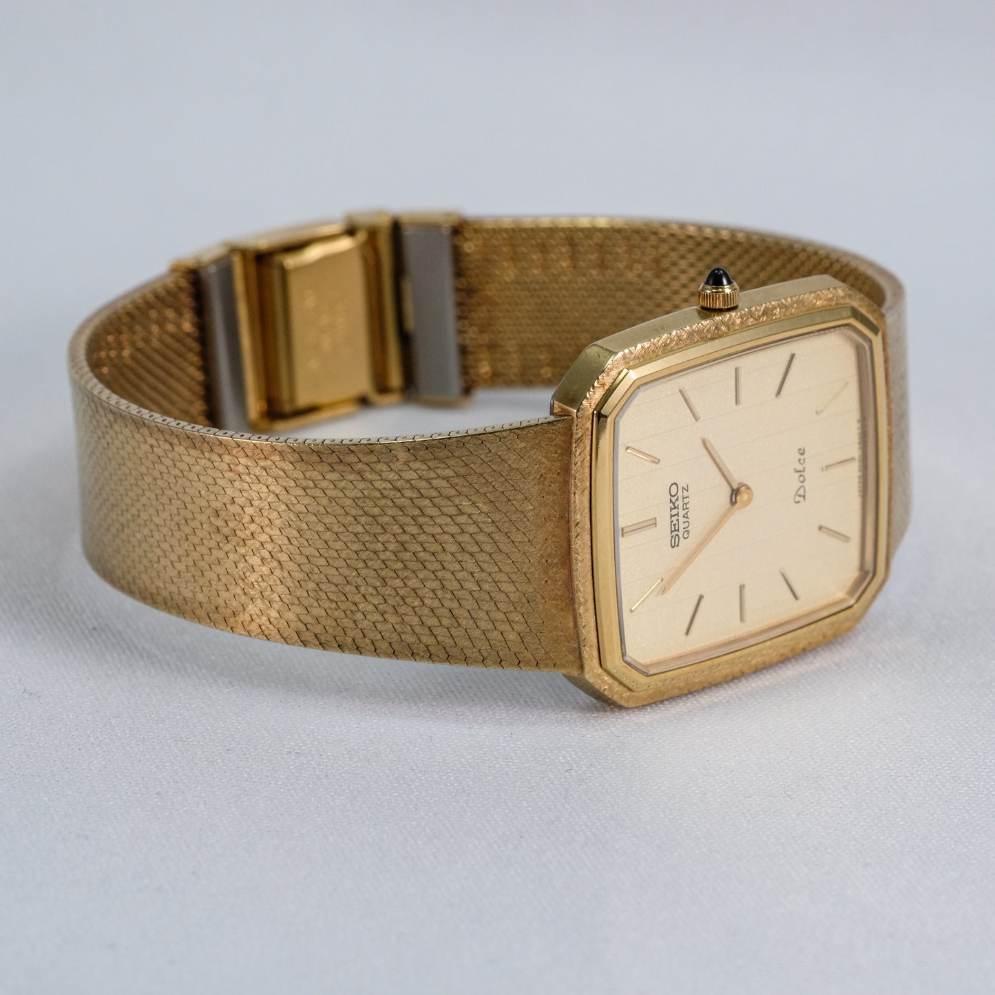 1981 Seiko Dolce 6020-4060