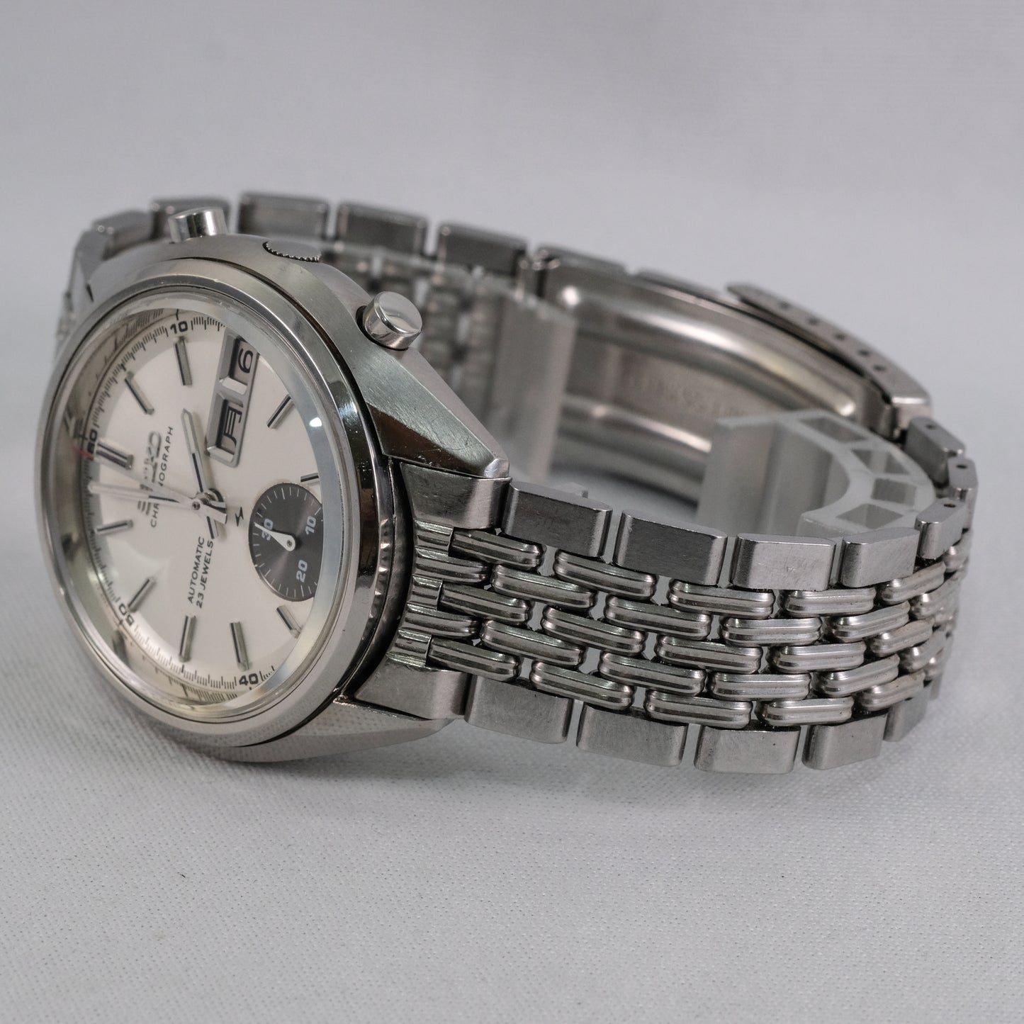 Reserved! 1971 Seiko Flyback Chronograph "Baby Panda" 7018-7000