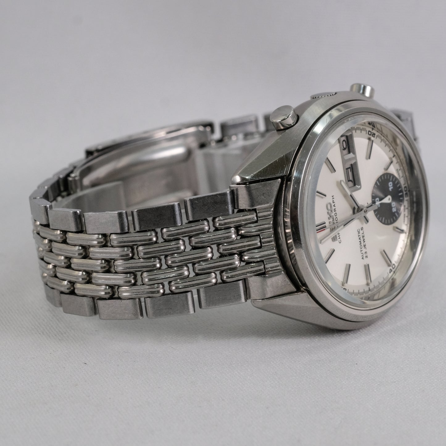 Reserved! 1971 Seiko Flyback Chronograph "Baby Panda" 7018-7000