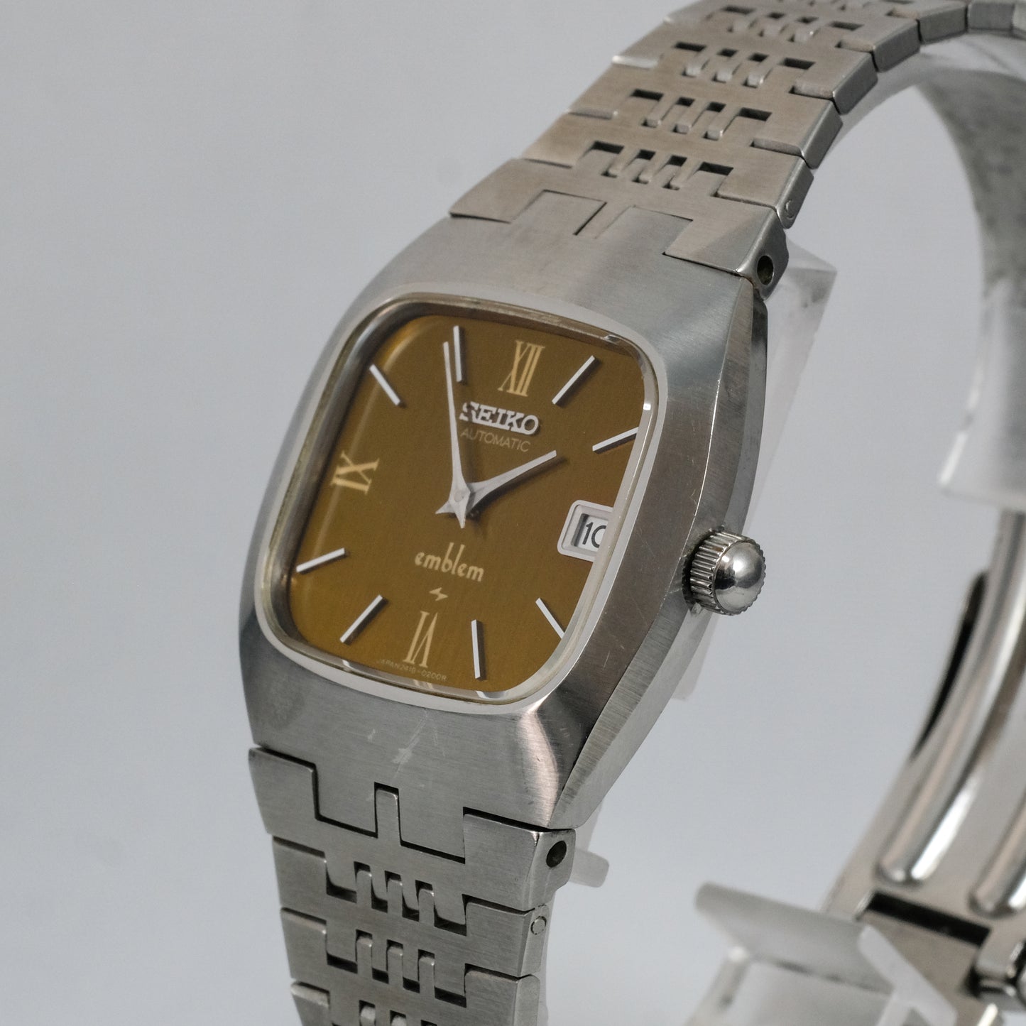 Reserved! 1976 Seiko Emblem 2418-3020