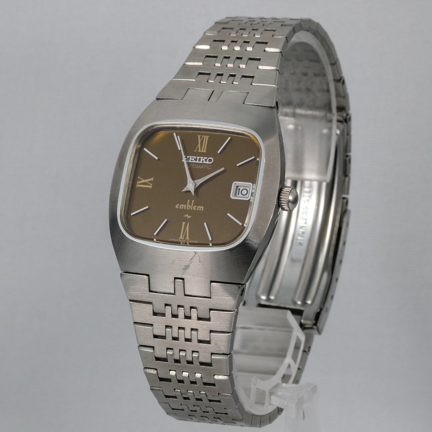 Reserved! 1976 Seiko Emblem 2418-3020