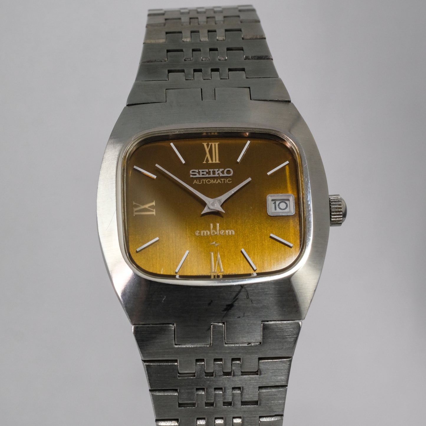 Reserved! 1976 Seiko Emblem 2418-3020