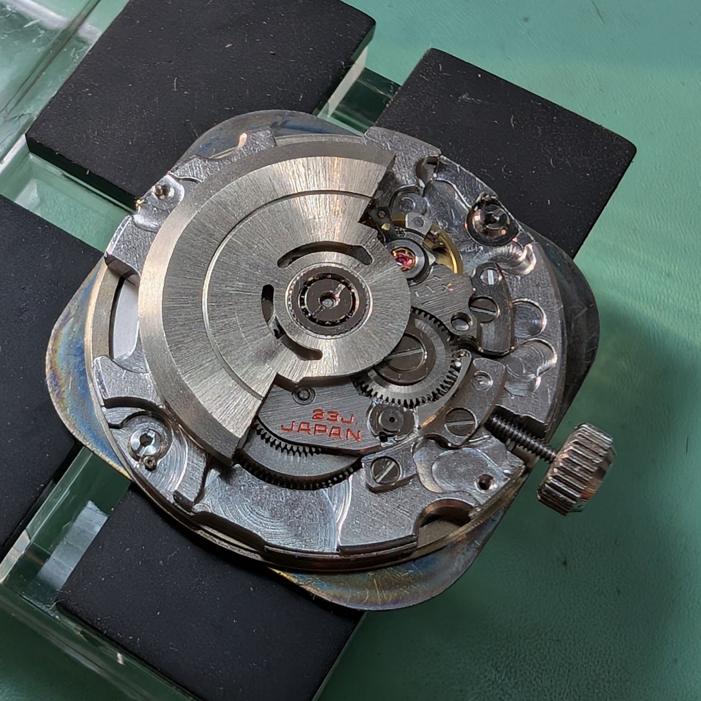 Reserved! 1976 Seiko Emblem 2418-3020