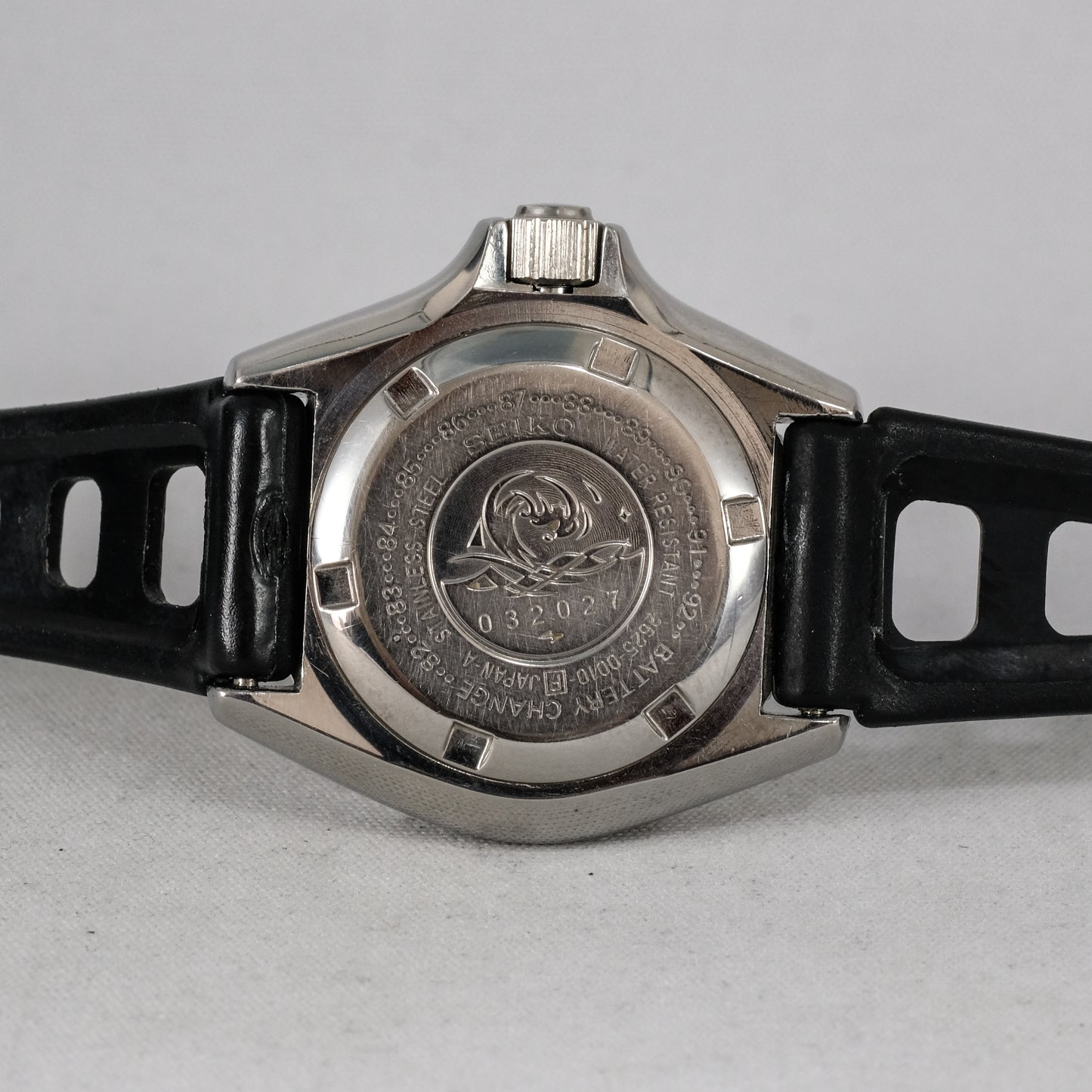 1980 Seiko Quartz 150m Mini Diver 2625-0010