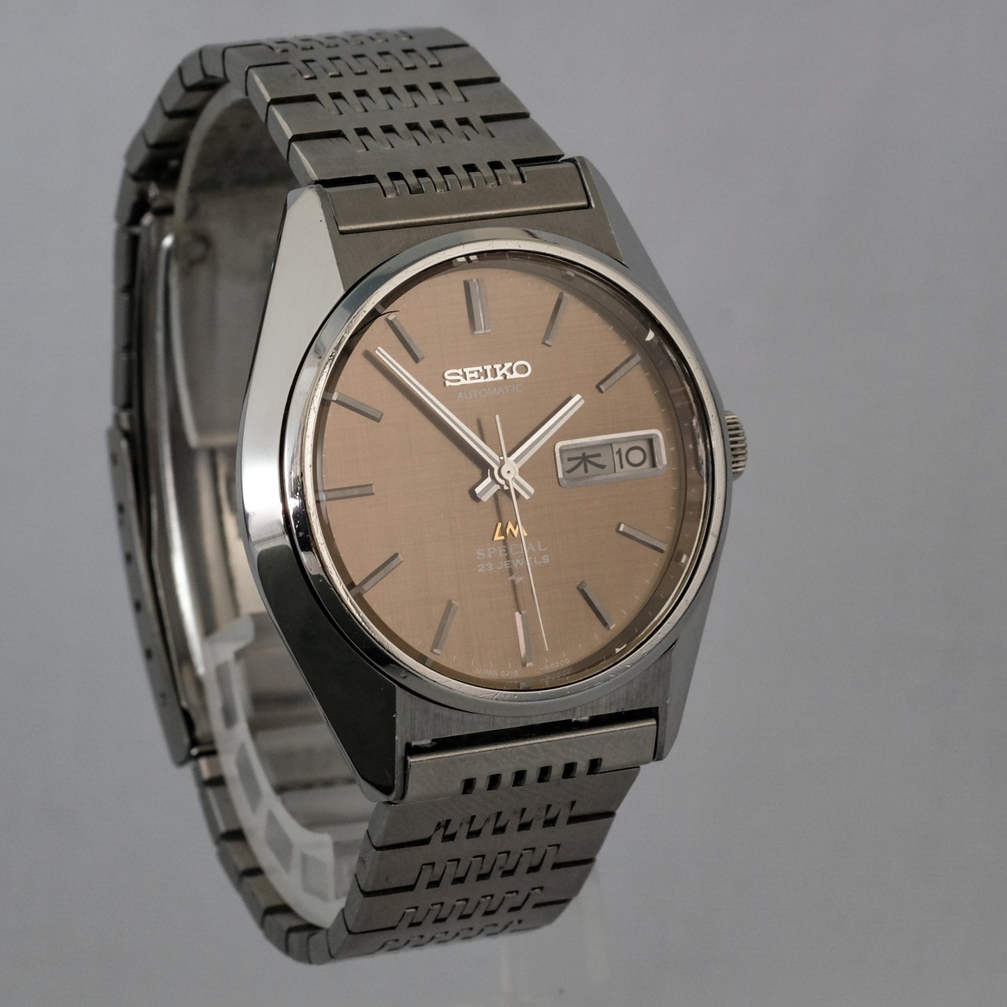 1975 Seiko LM Special 5216-8020