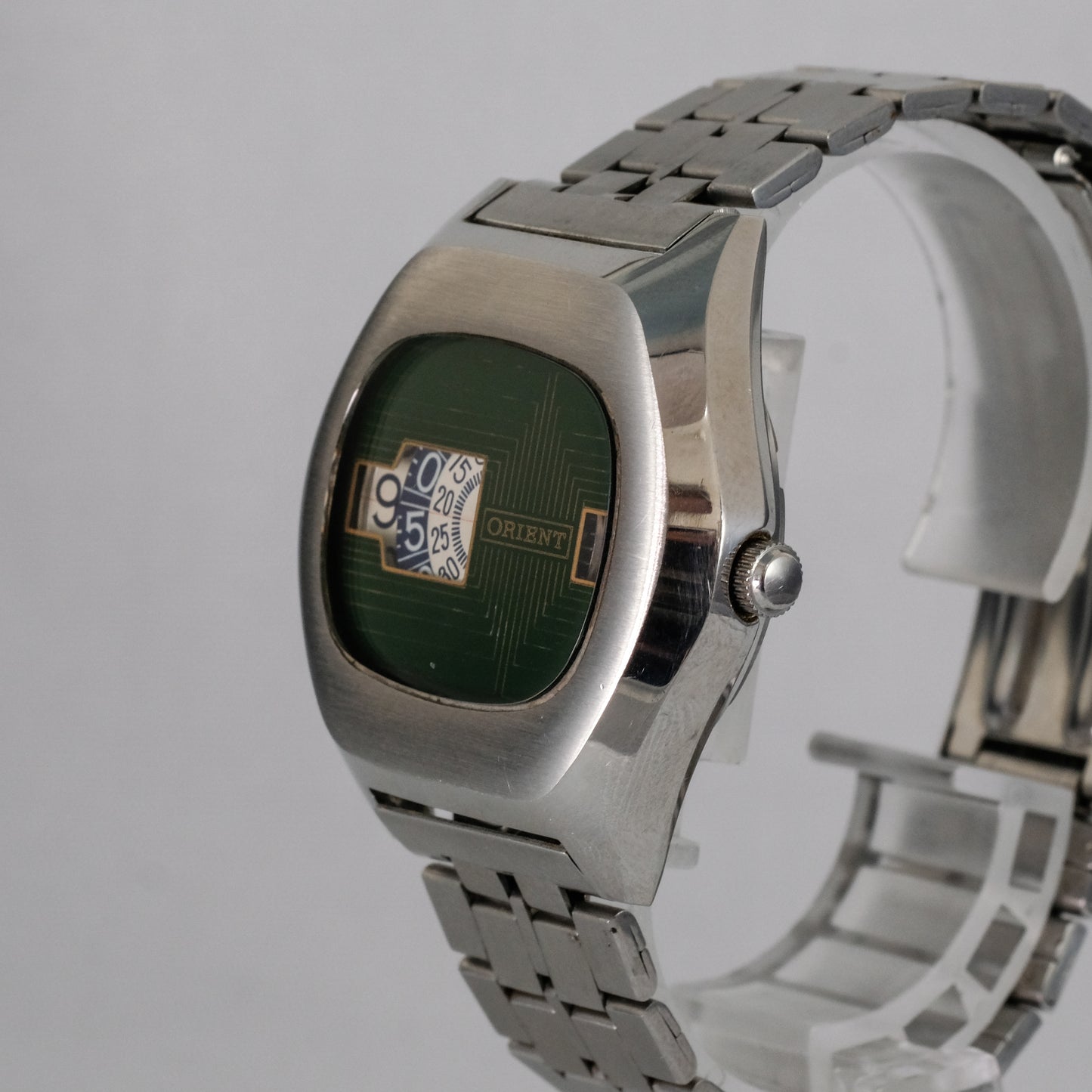 70's Orient "Jump Hour" Mechanical Digital G207101-40