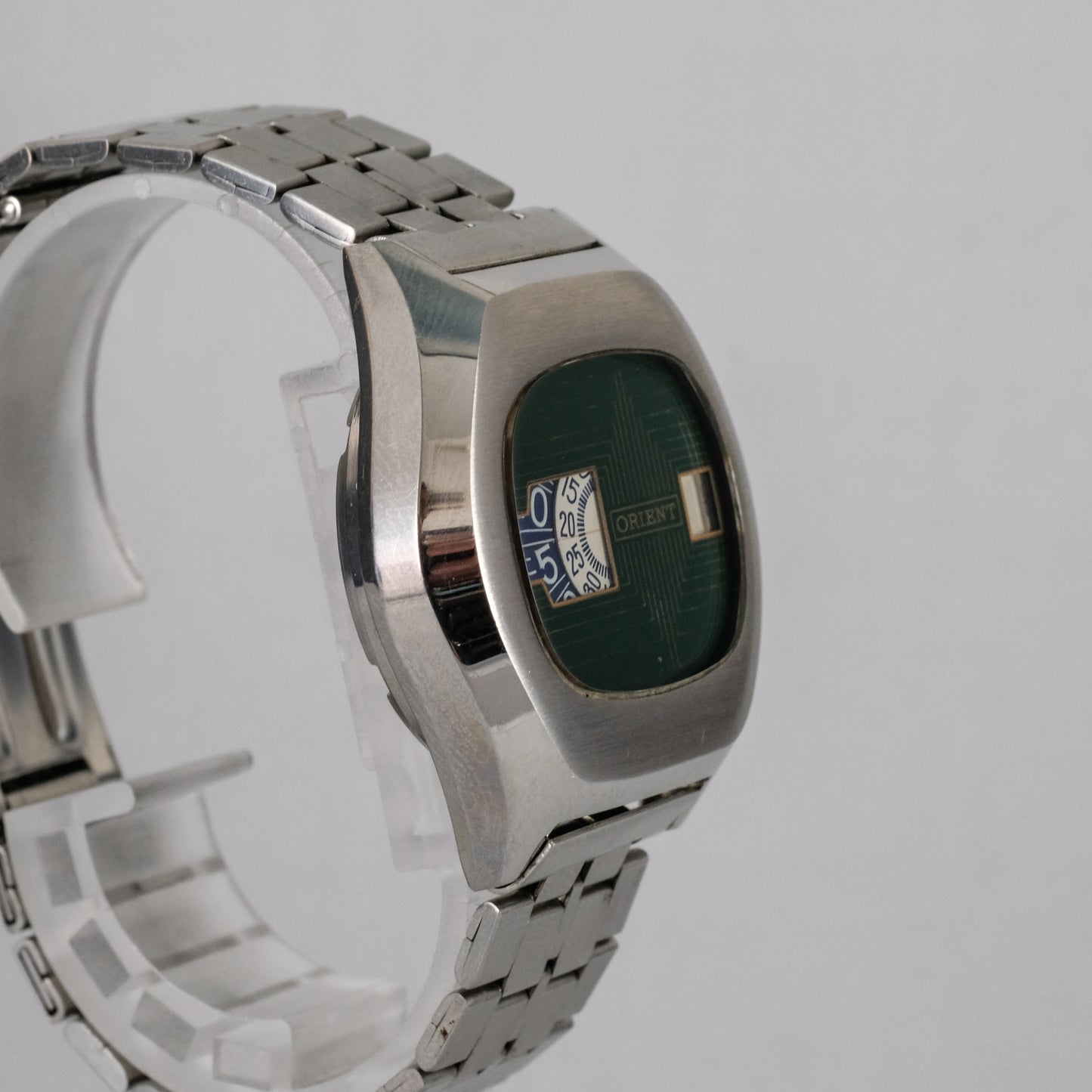 70's Orient "Jump Hour" Mechanical Digital G207101-40