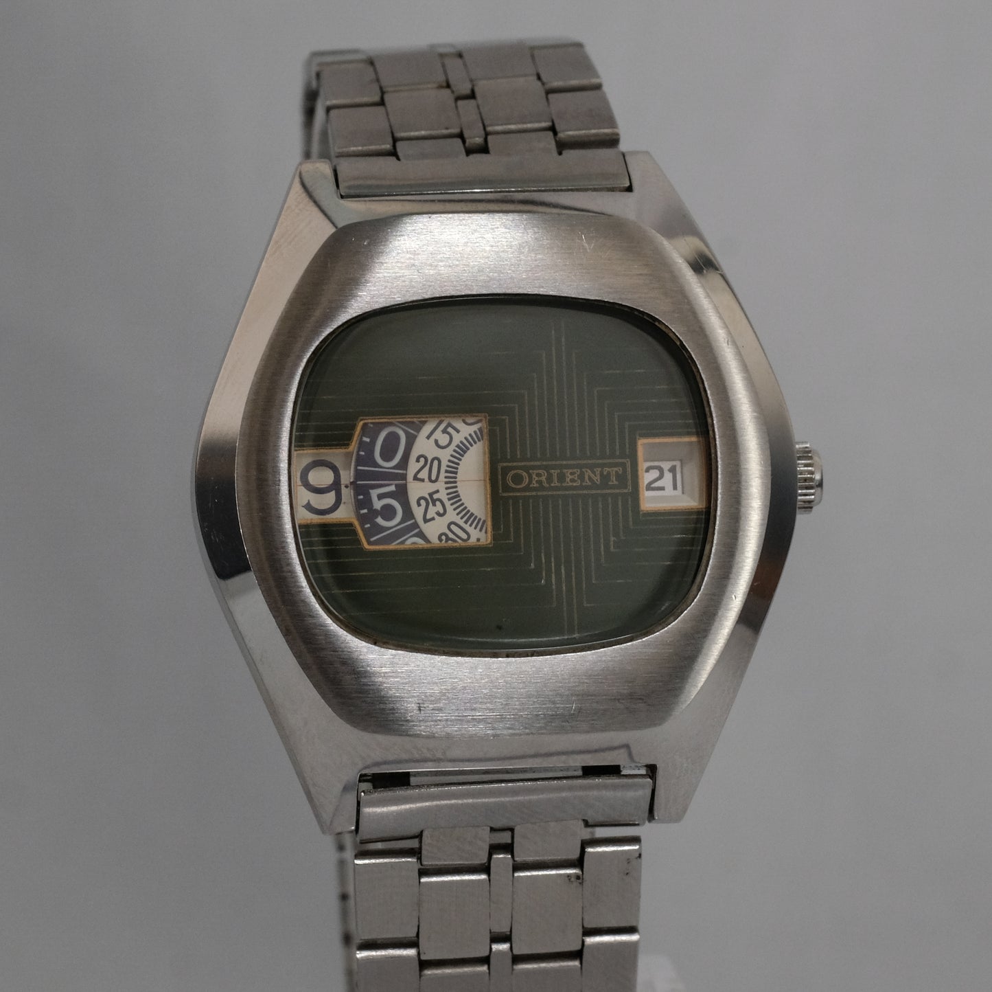 70's Orient "Jump Hour" Mechanical Digital G207101-40