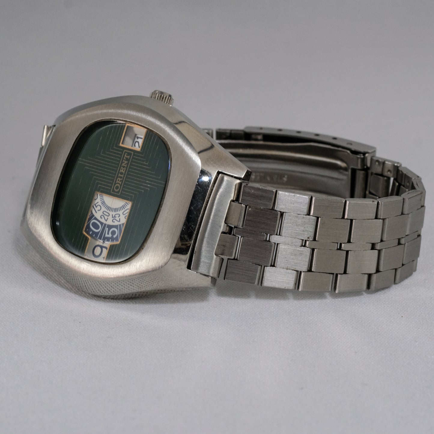 70's Orient "Jump Hour" Mechanical Digital G207101-40