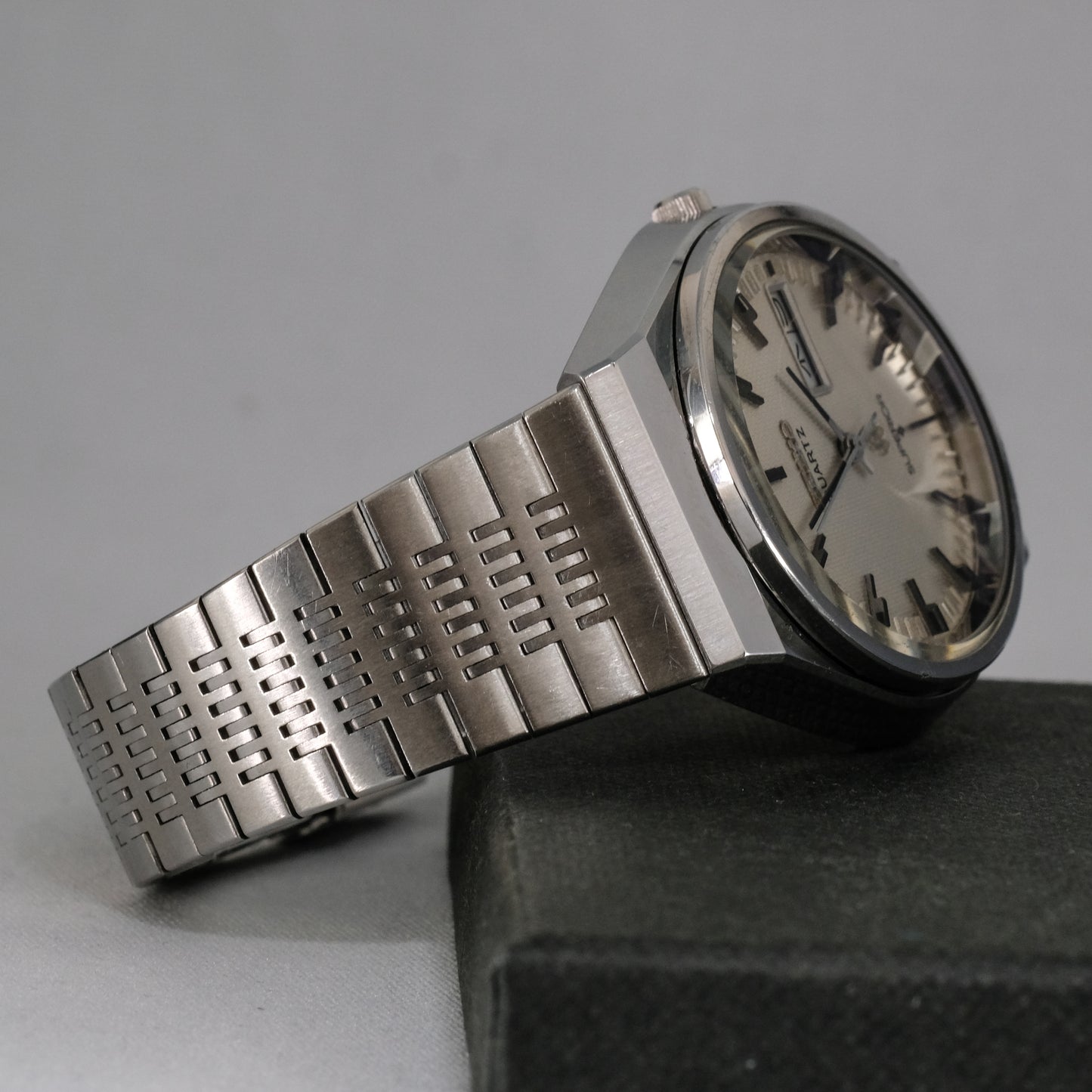 1976 Seiko Superior 4883-8001