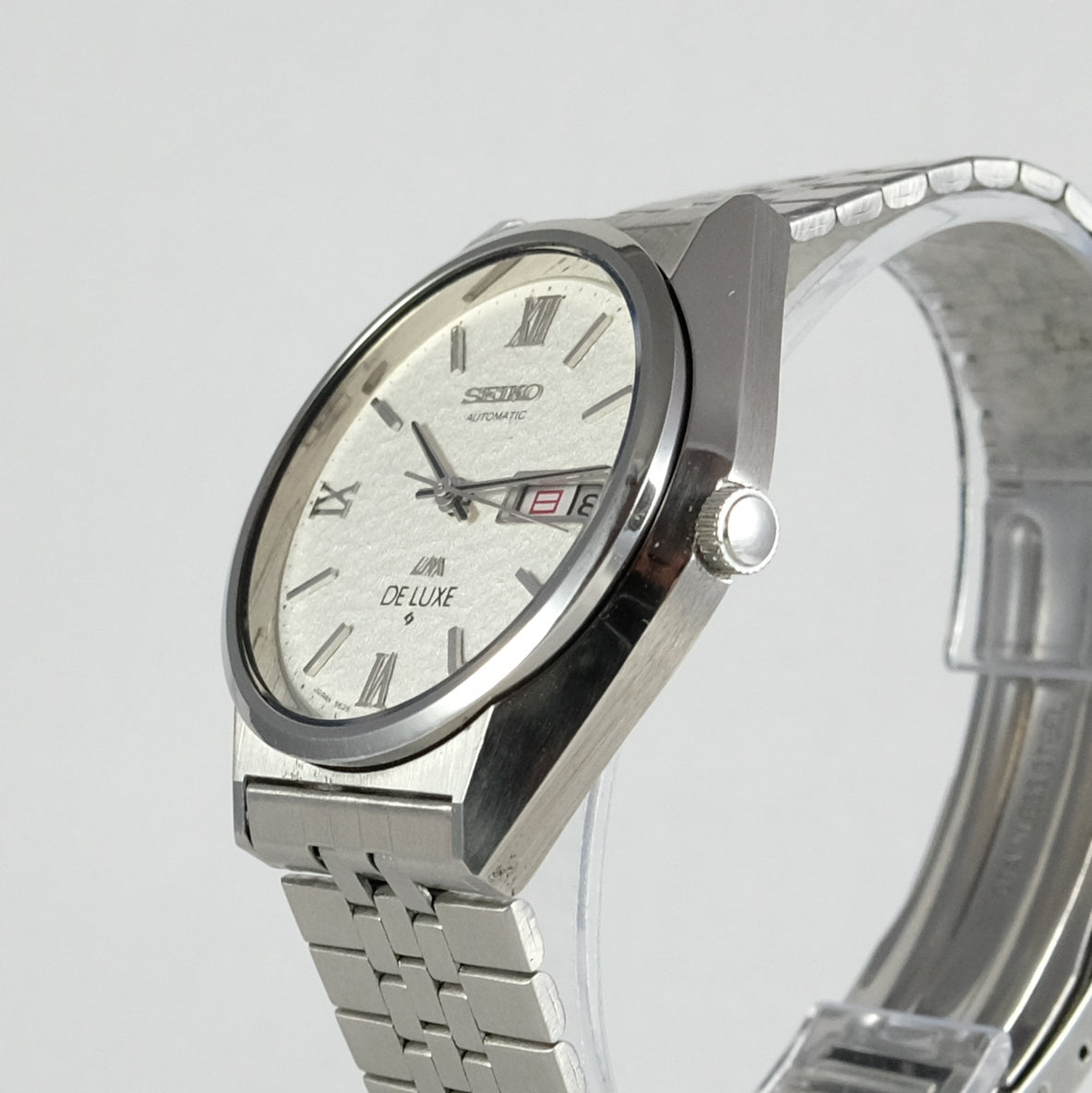1975 Seiko LM De Luxe 5626-8160