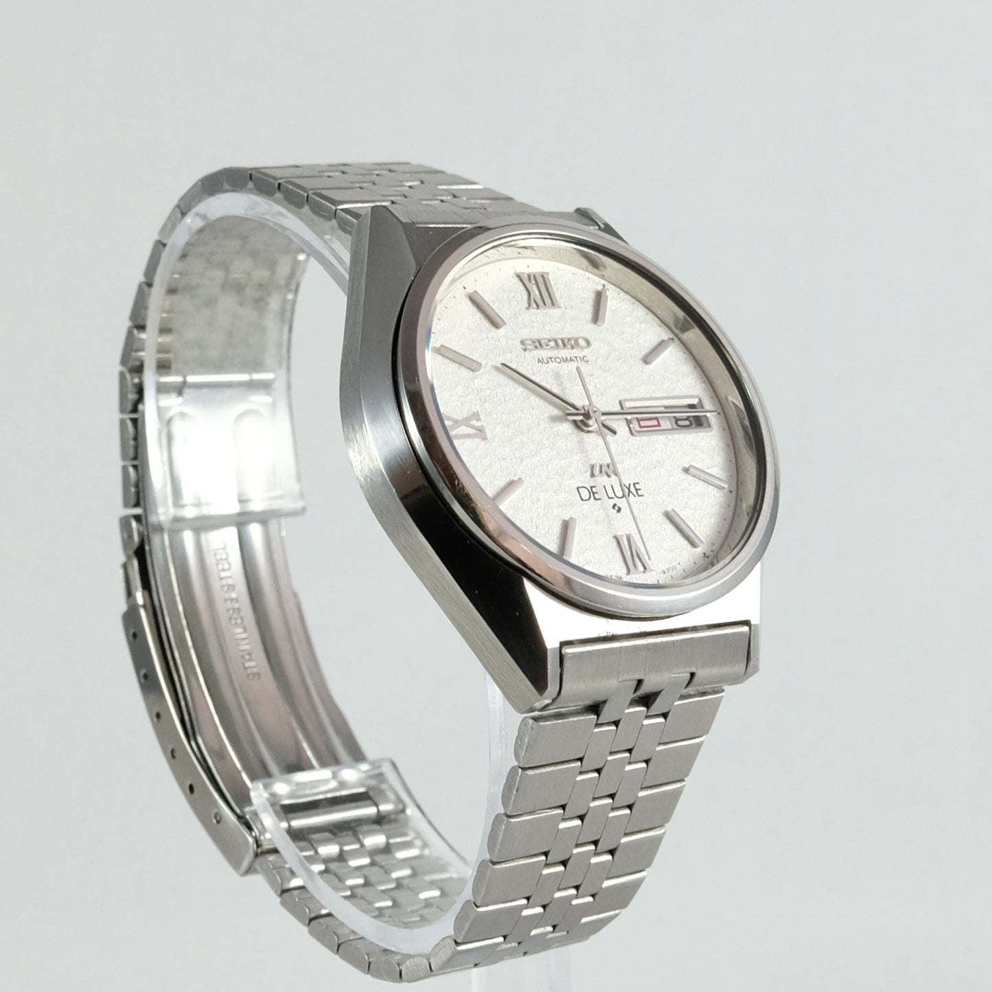 1975 Seiko LM De Luxe 5626-8160