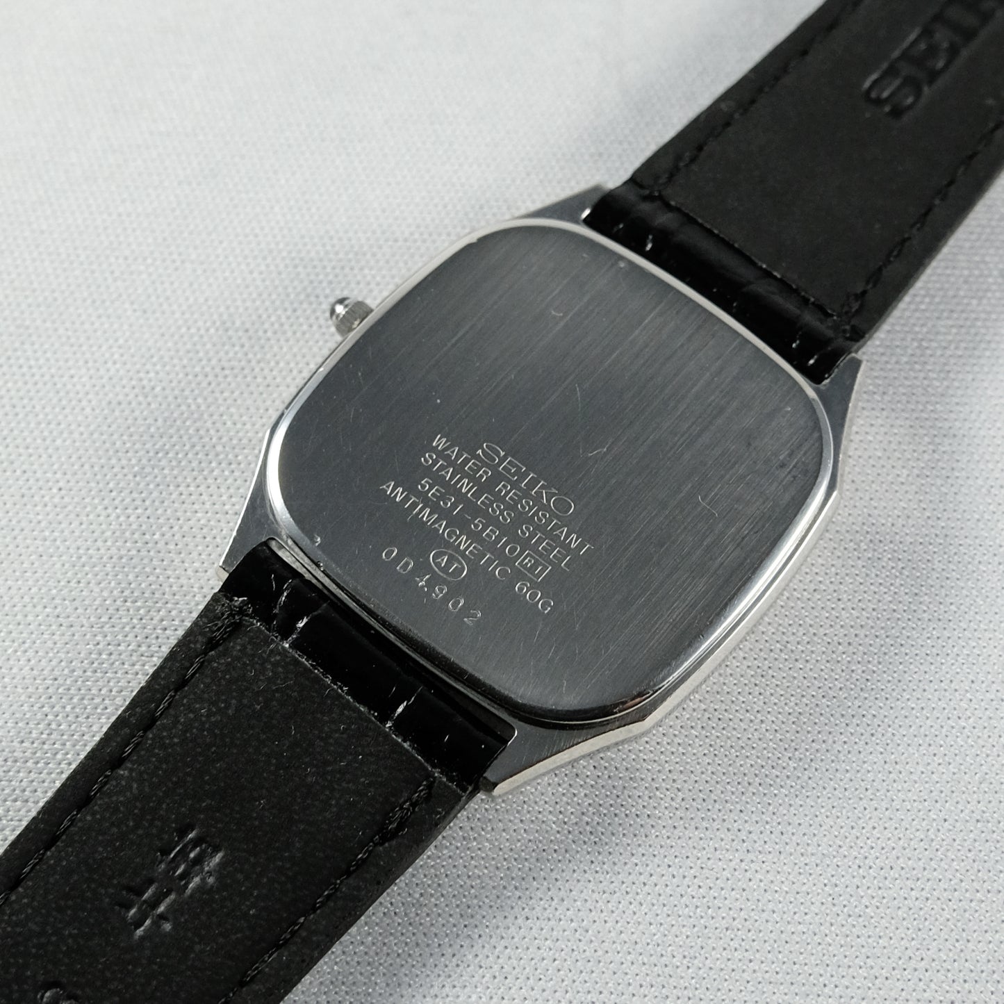 1990 Seiko Dolce 5E31-5B10