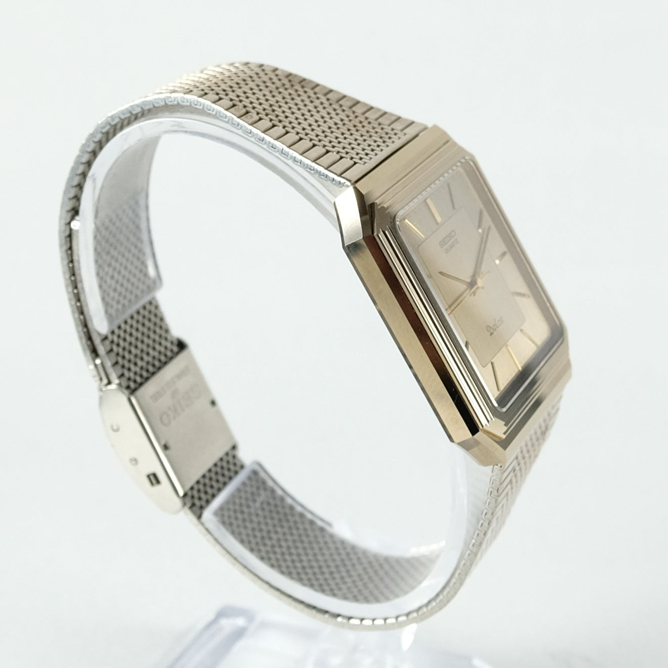 1982 Seiko Dolce 5931-5490