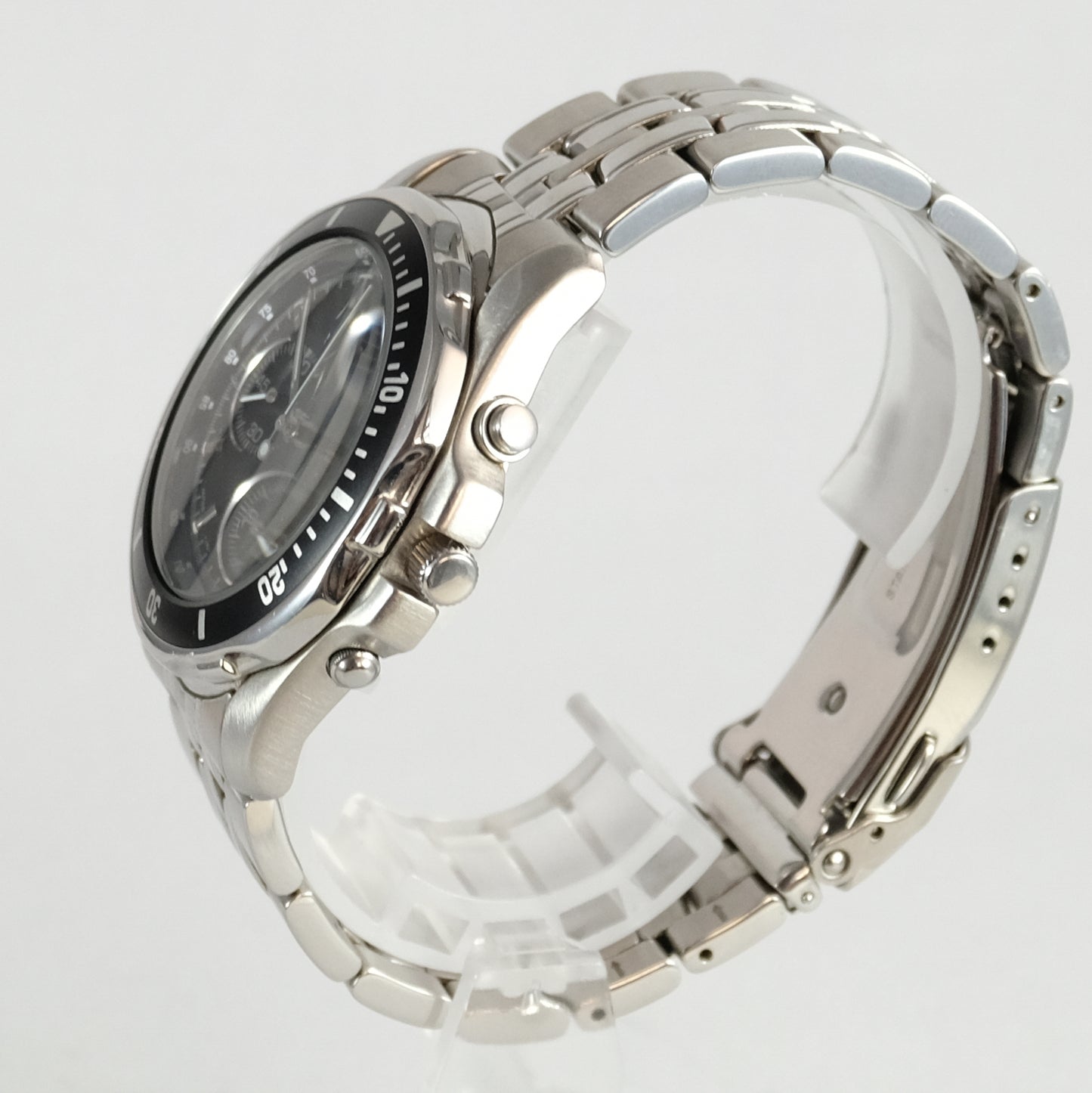 Seiko Prospex Quartz Chronograph Y182-6F00