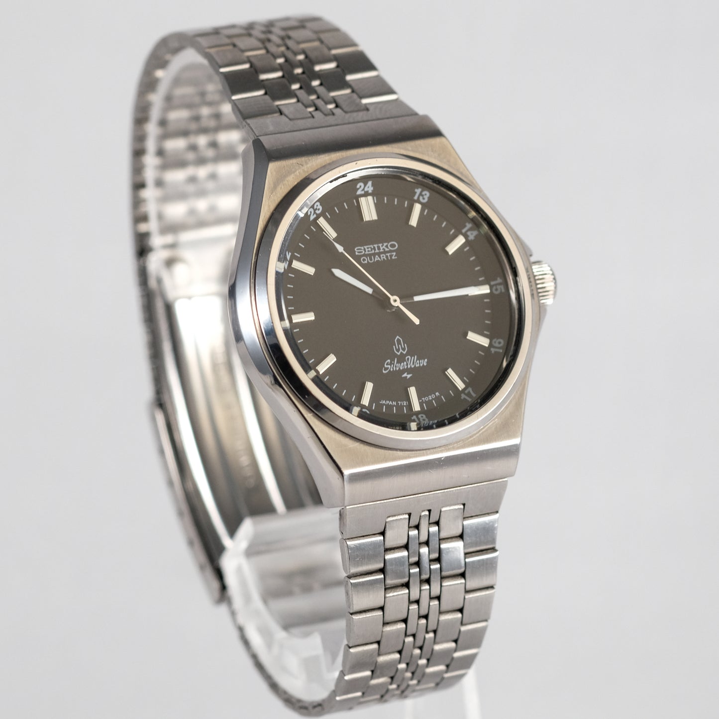 1979 Seiko Quartz SilverWave 7121-7020