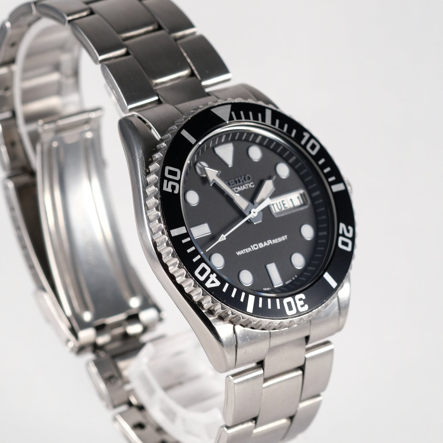 2000 Seiko SKX031 7S26-0040