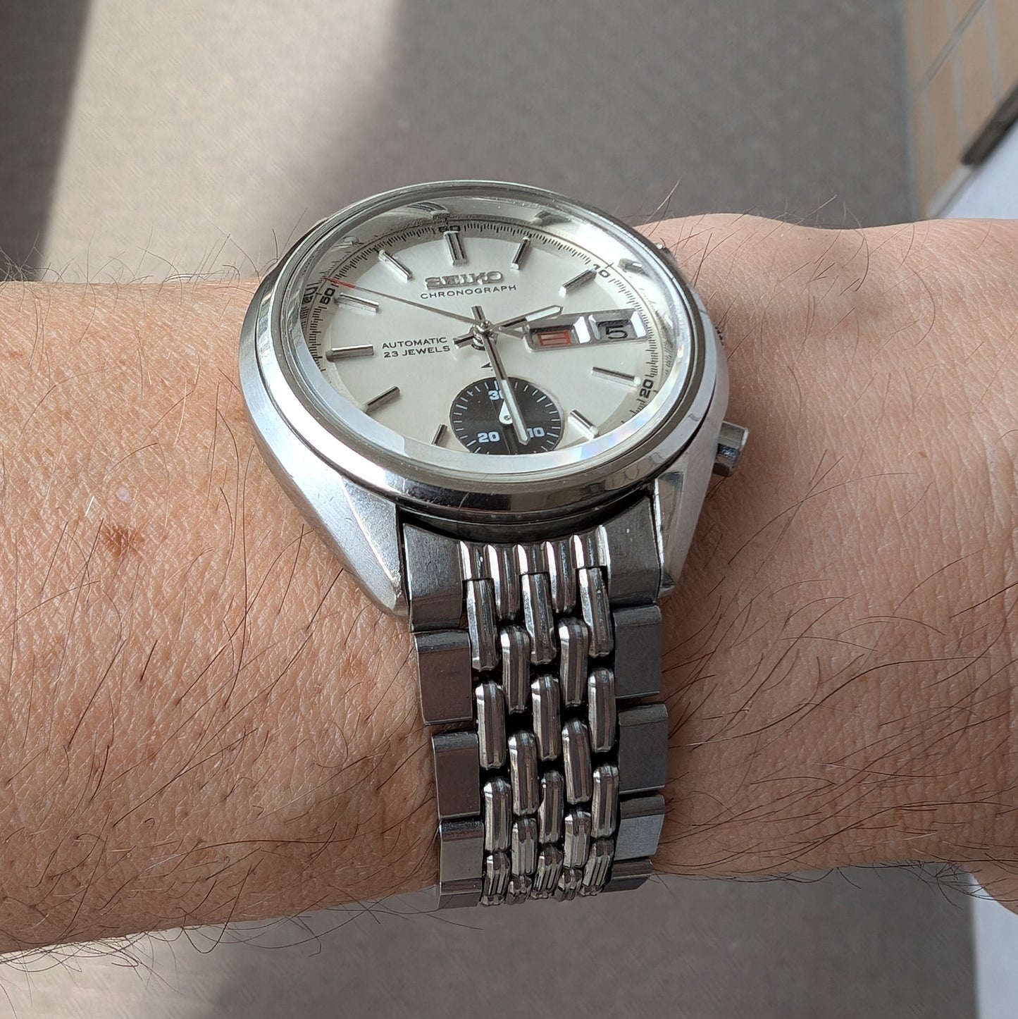 Reserved! 1971 Seiko Flyback Chronograph "Baby Panda" 7018-7000