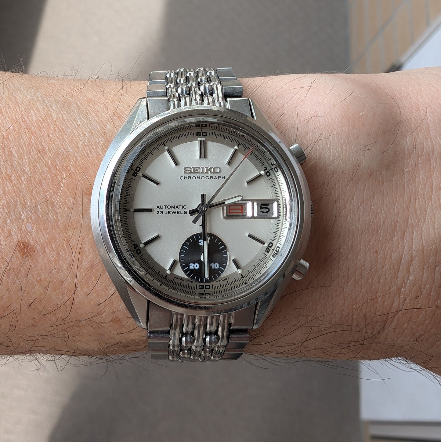 Reserved! 1971 Seiko Flyback Chronograph "Baby Panda" 7018-7000