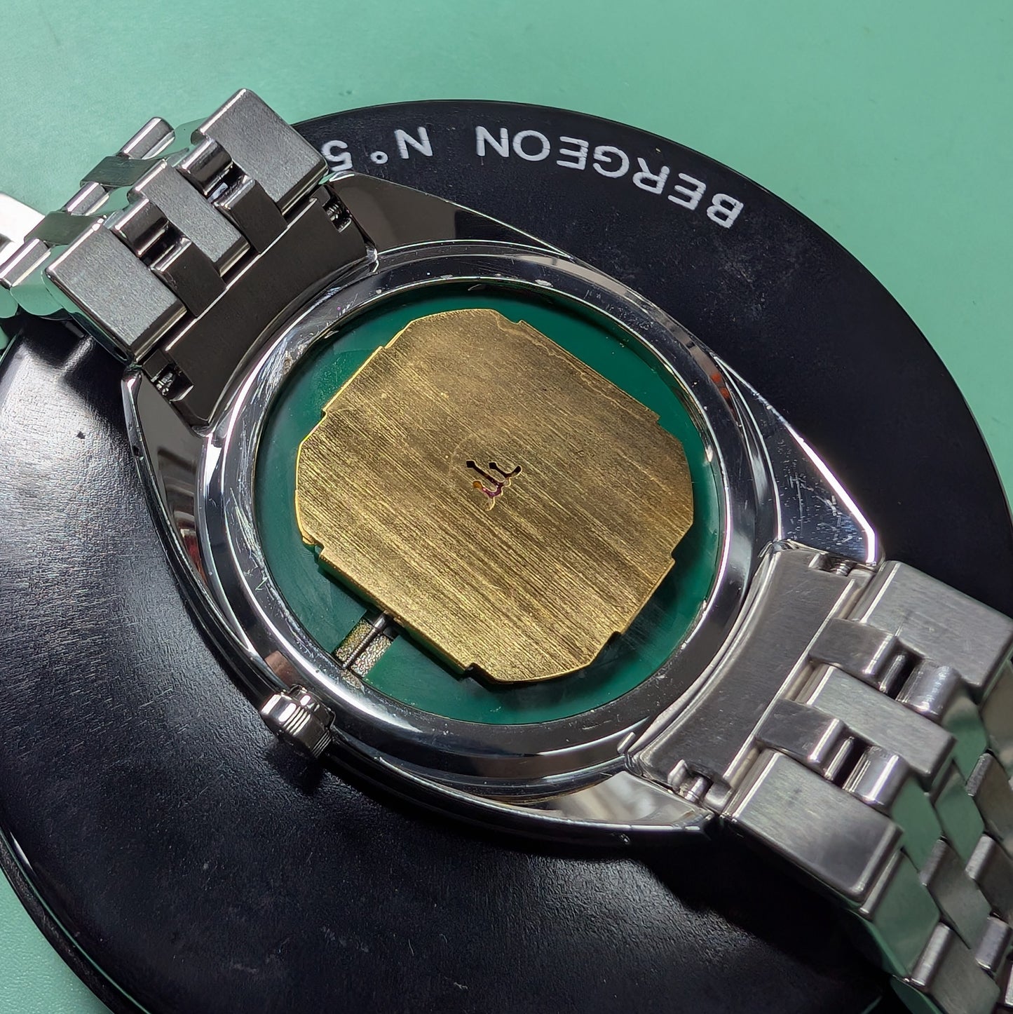 2009 Credor Signo 8J86-0AB0