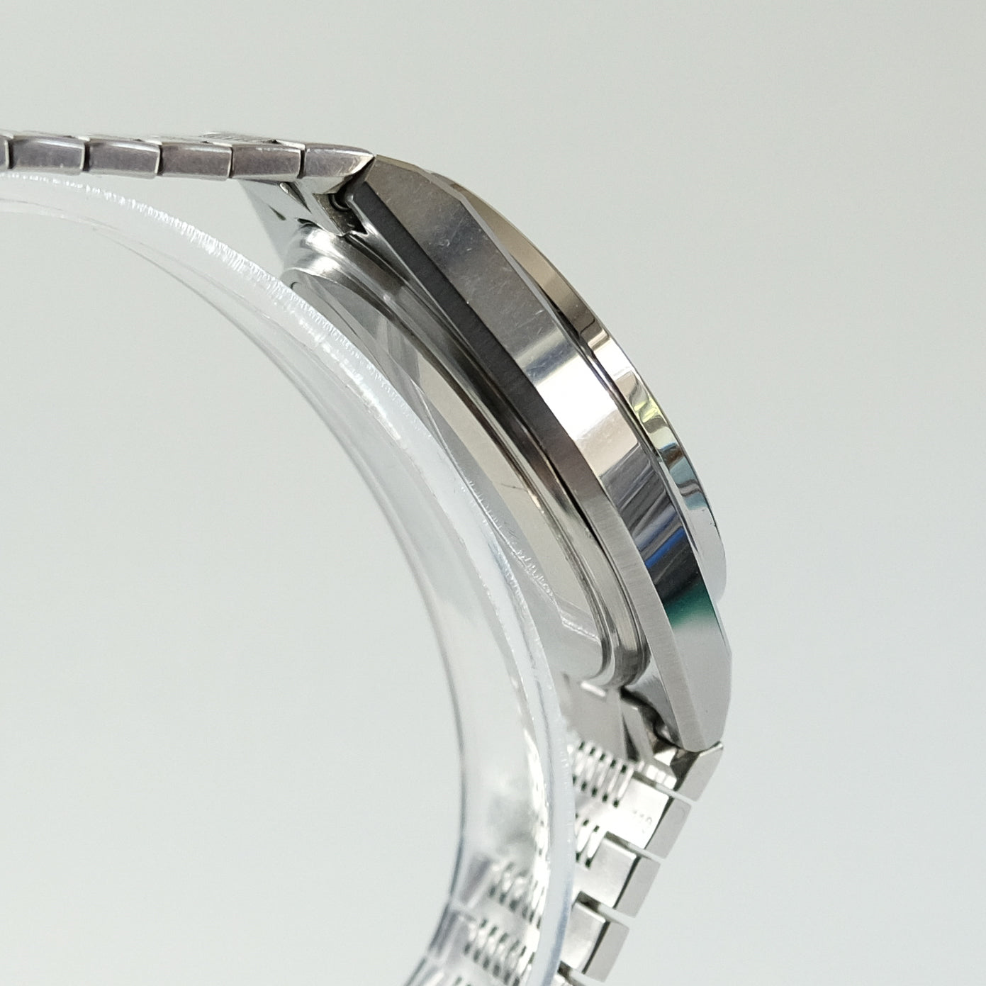 1977 Seiko Superior 4883-8100