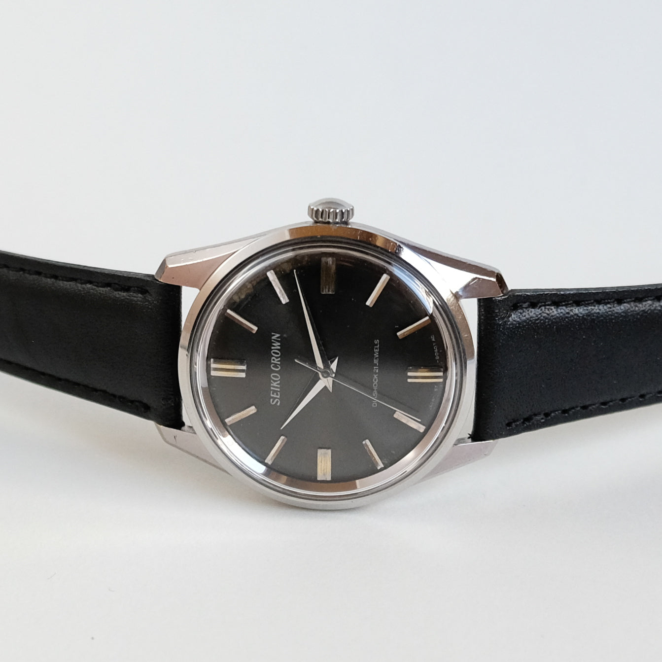 1965 Seiko Crown 57-8010