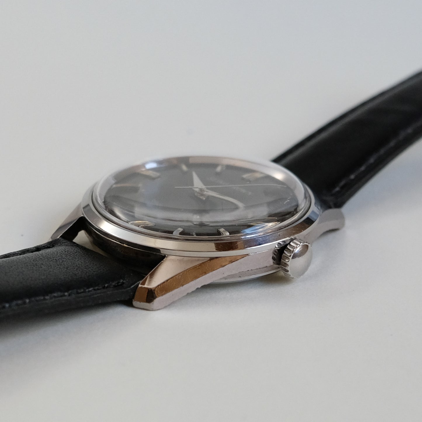 1965 Seiko Crown 57-8010