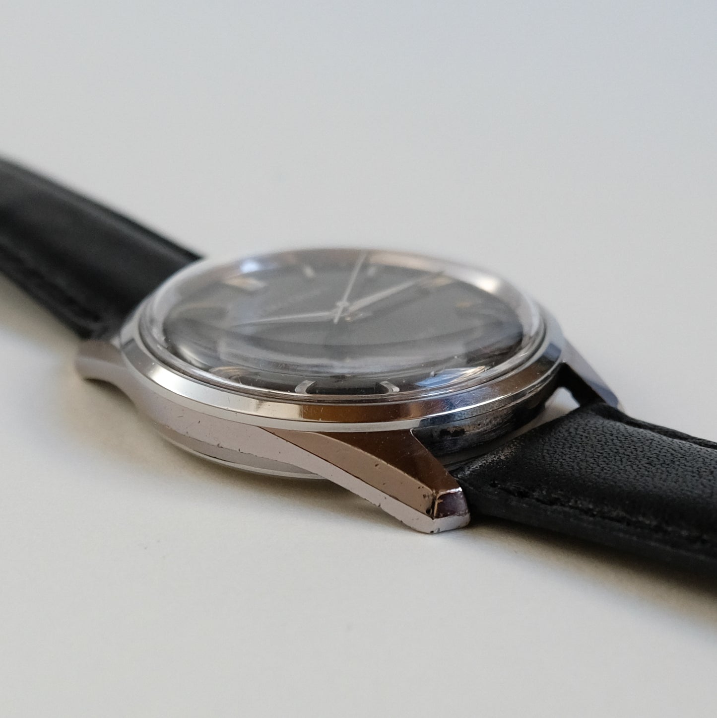 1965 Seiko Crown 57-8010