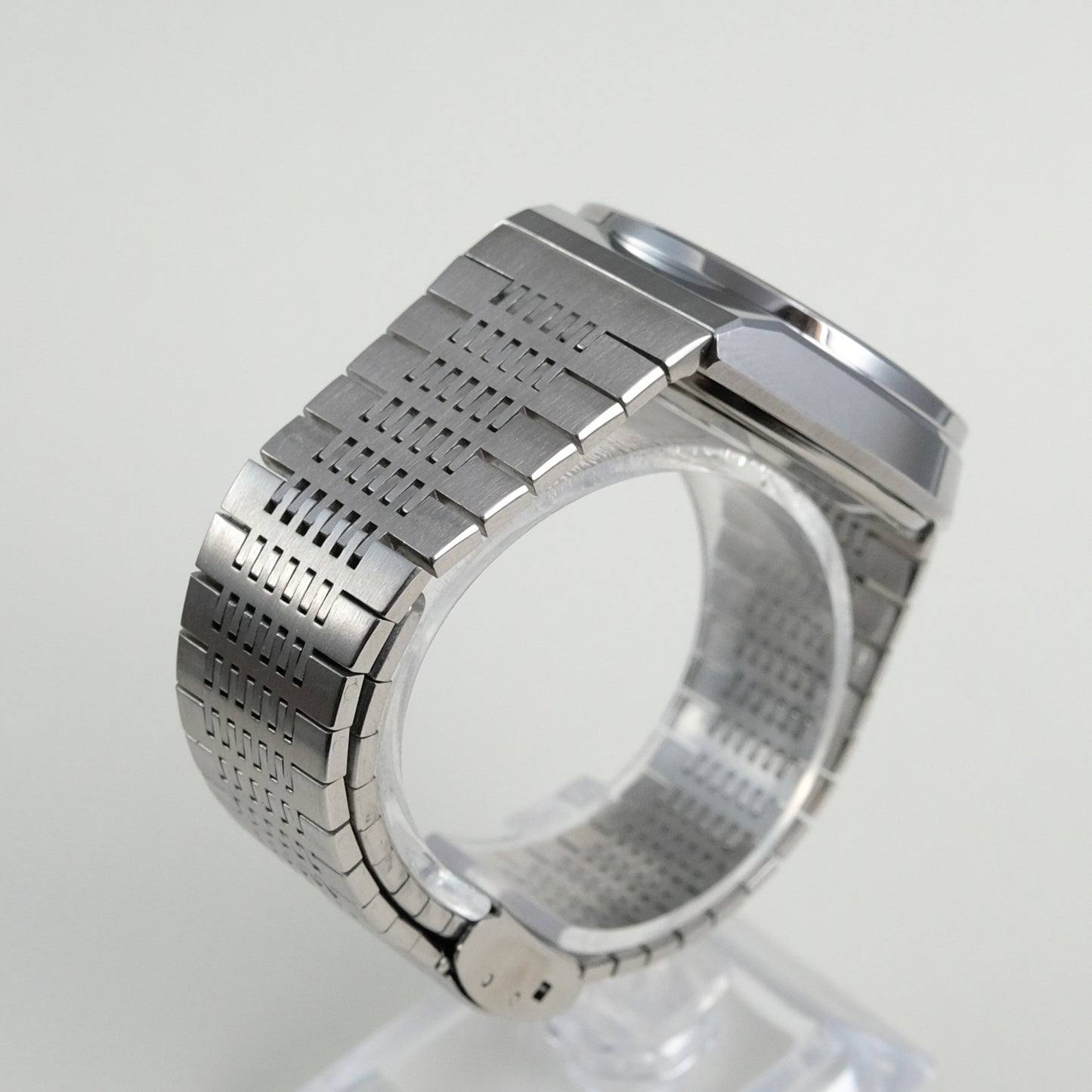 1977 Seiko Superior 4883-8100
