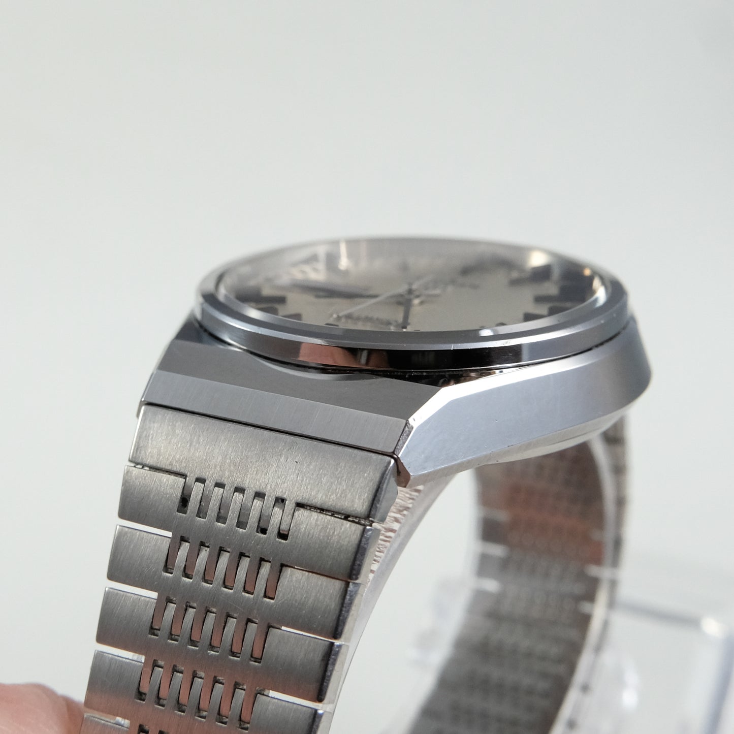 1977 Seiko Superior 4883-8100