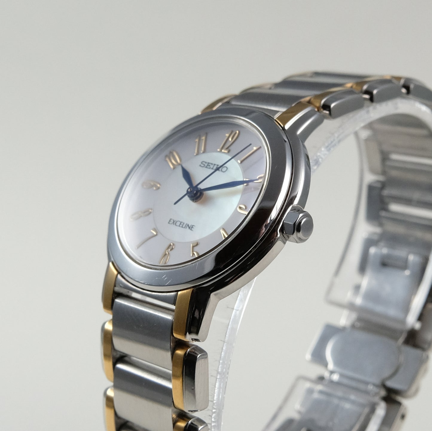 1991 Seiko Exceline high end ladies watch 1F21-0AB0