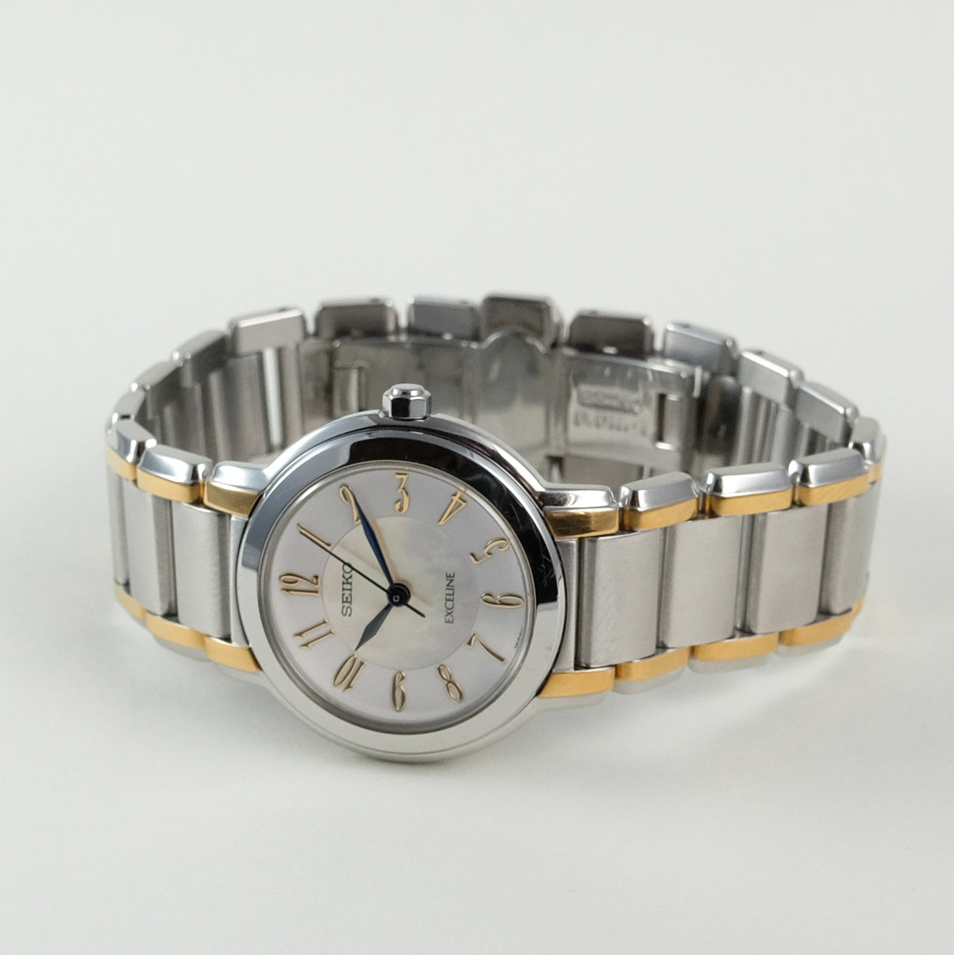 1991 Seiko Exceline high end ladies watch 1F21-0AB0