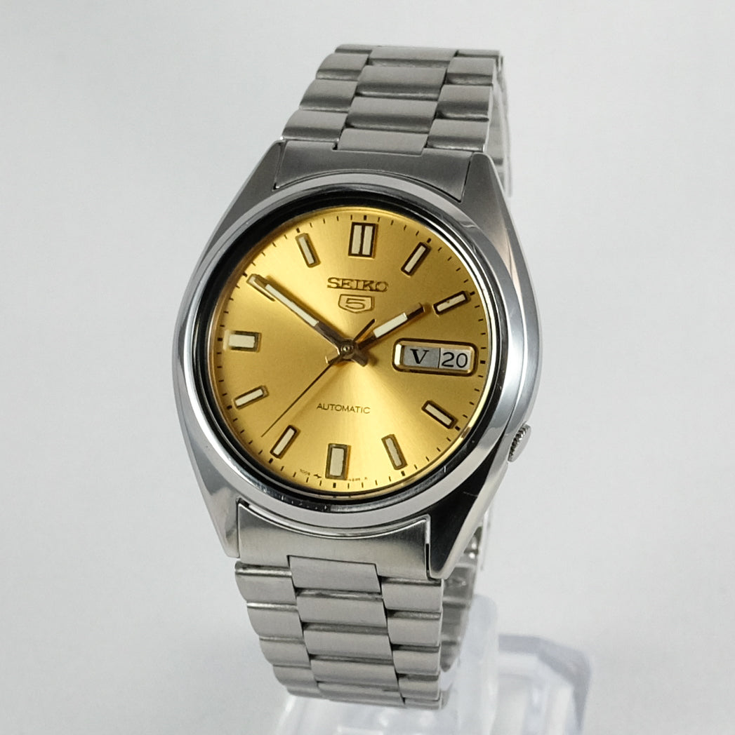 1995 Seiko 5 7009-3040