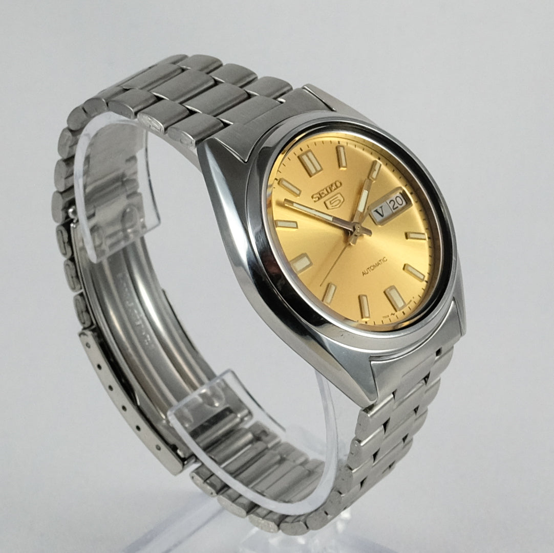 1995 Seiko 5 7009-3040
