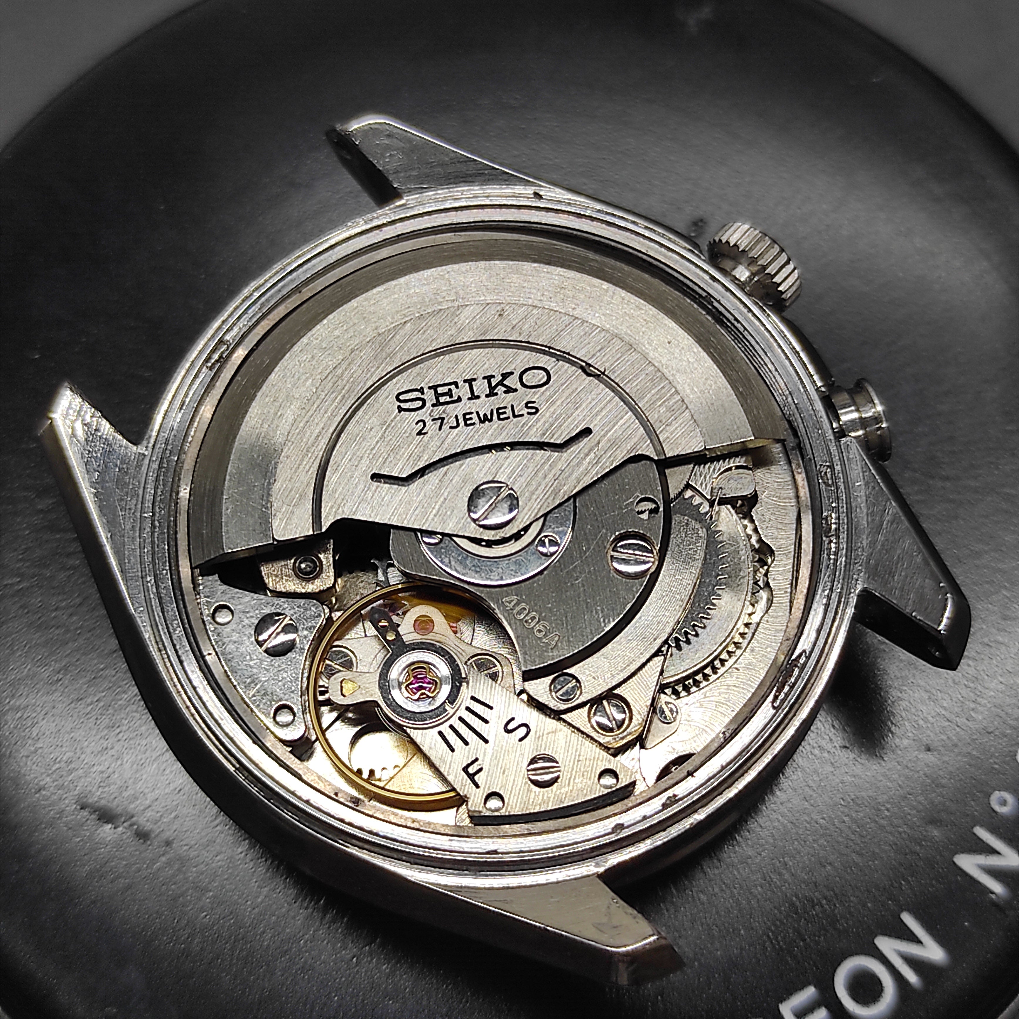 Seiko 4006 outlet movement