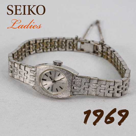 1969 Seiko 10-8360 manual winding ladies