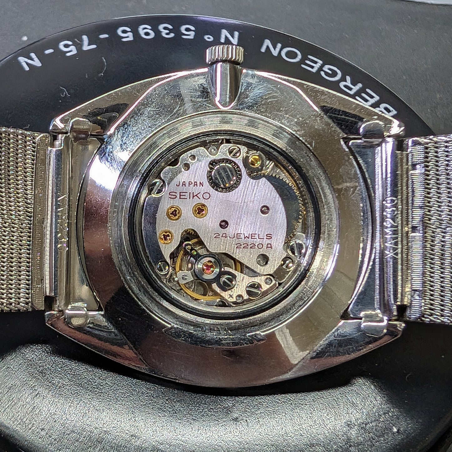 1976 Seiko Chariot 2220-0470