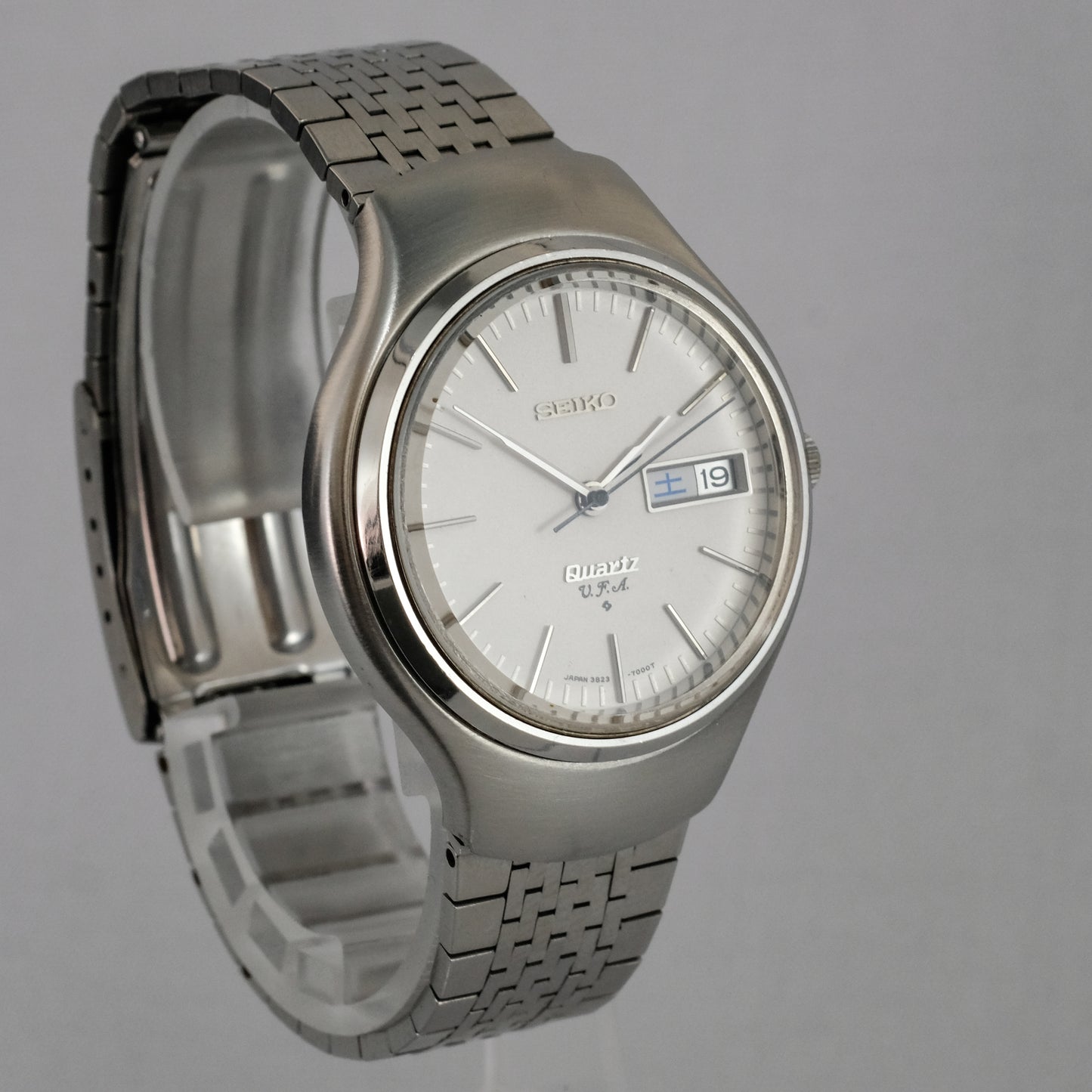 1973 Seiko Quartz V.F.A 3823-7001