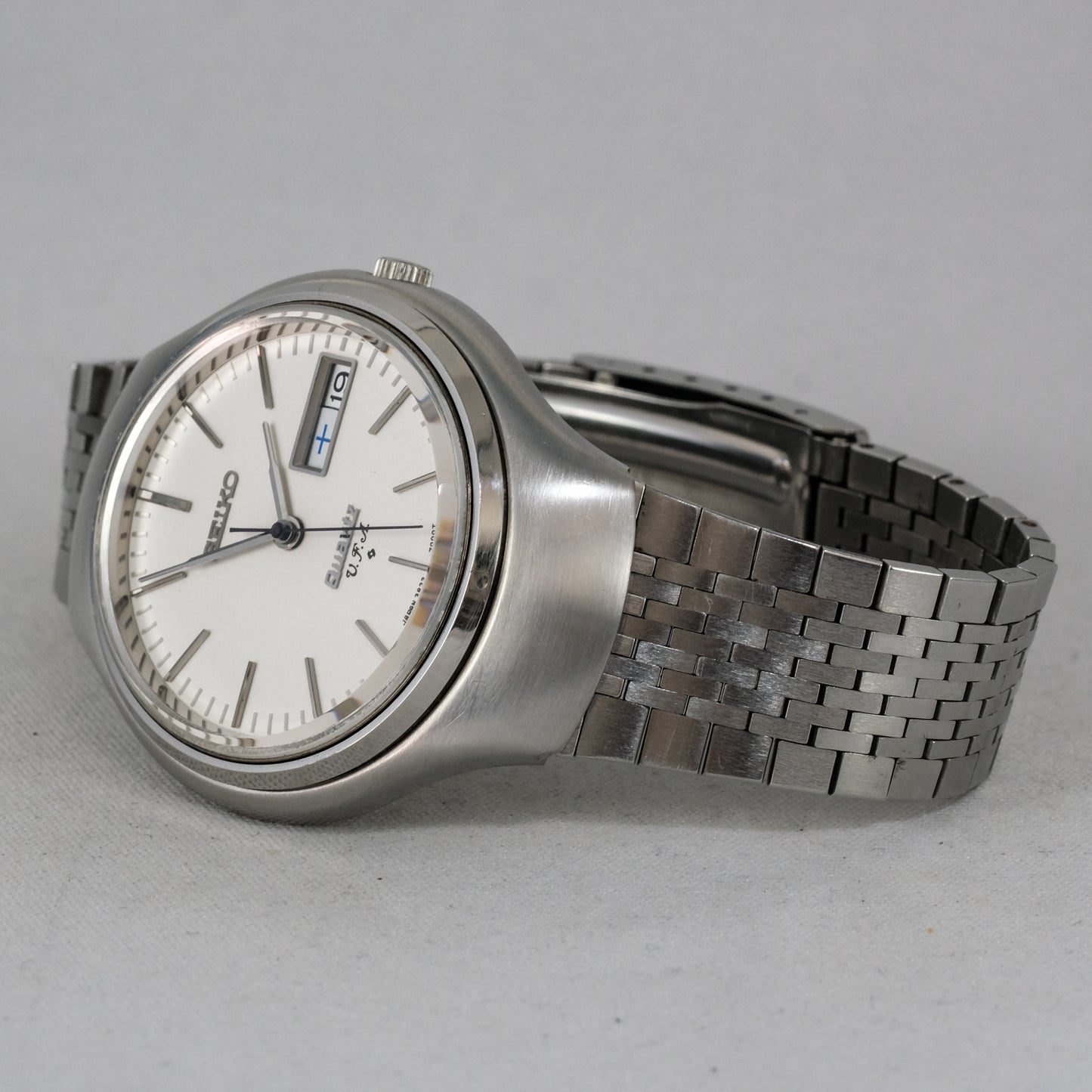 1973 Seiko Quartz V.F.A 3823-7001