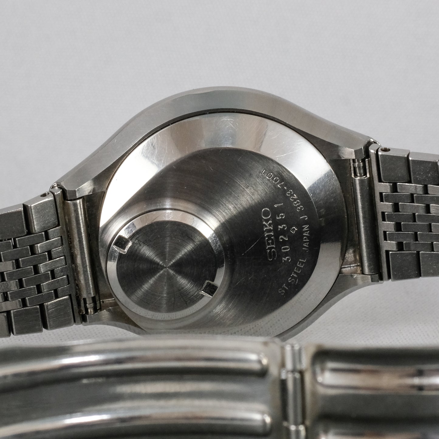 1973 Seiko Quartz V.F.A 3823-7001