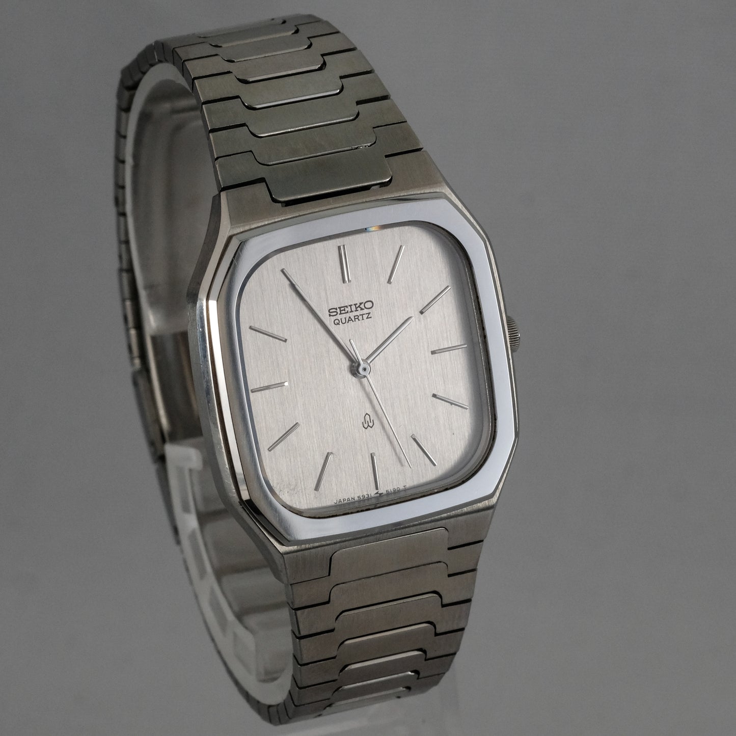 1979 Seiko Emblem 5931-5190